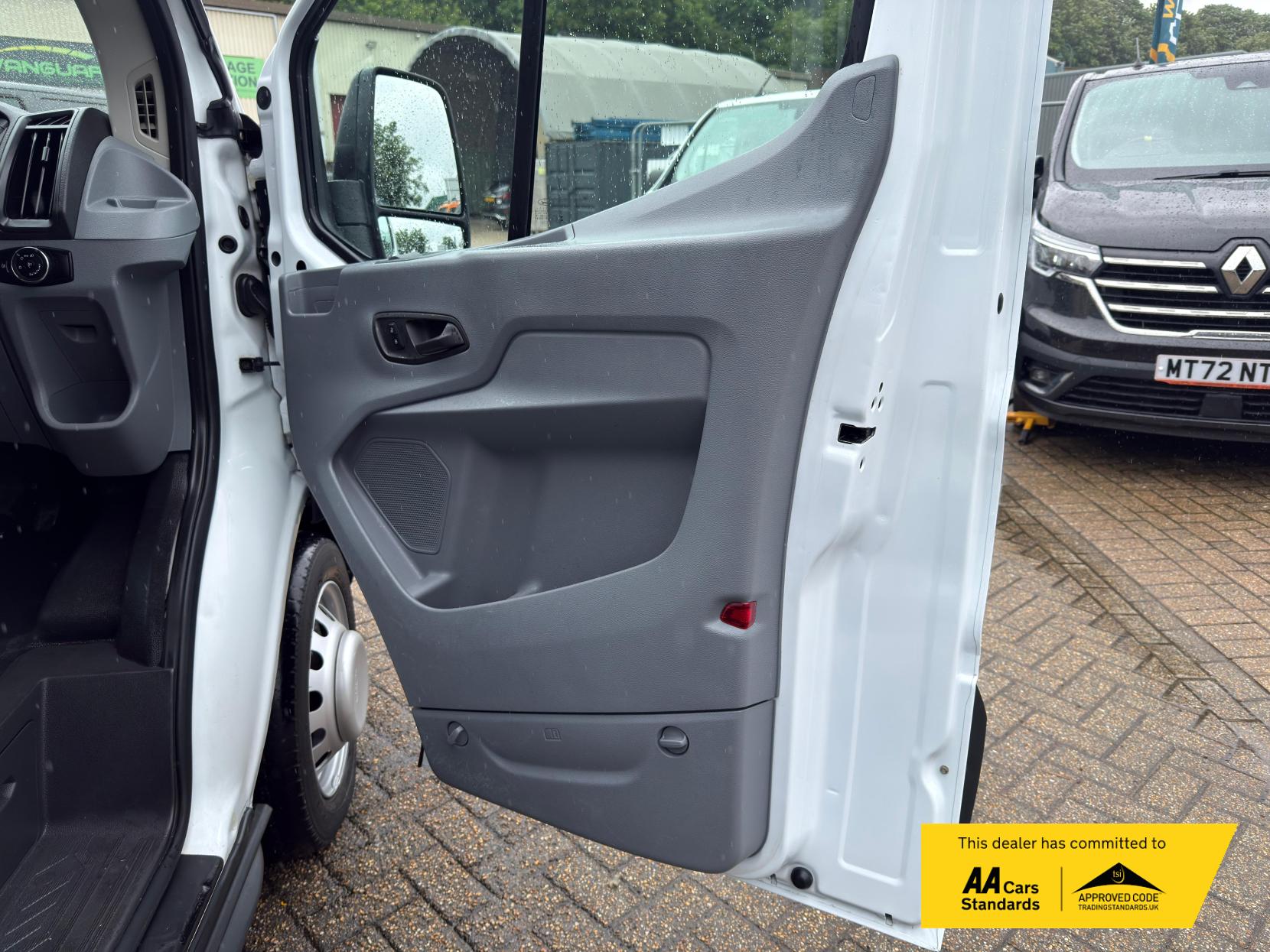 2017 Ford Transit 2.0 350 EcoBlue Panel Van 5dr Diesel Manual RWD L3 H2 Euro 6 (130 ps) - Thumbnail 56