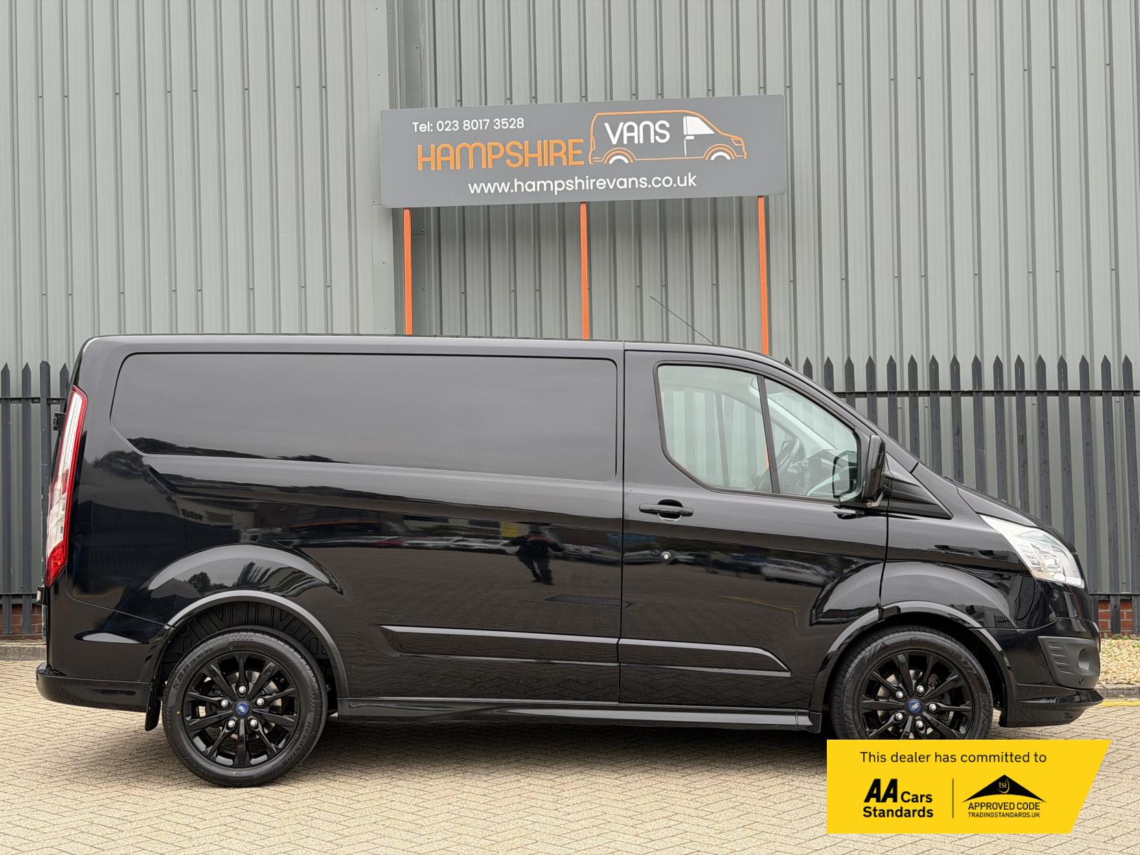 Ford Transit Custom 2.2 TDCi 290 Sport Panel Van 5dr Diesel Manual L1 H1 (186 g/km, 153 bhp)