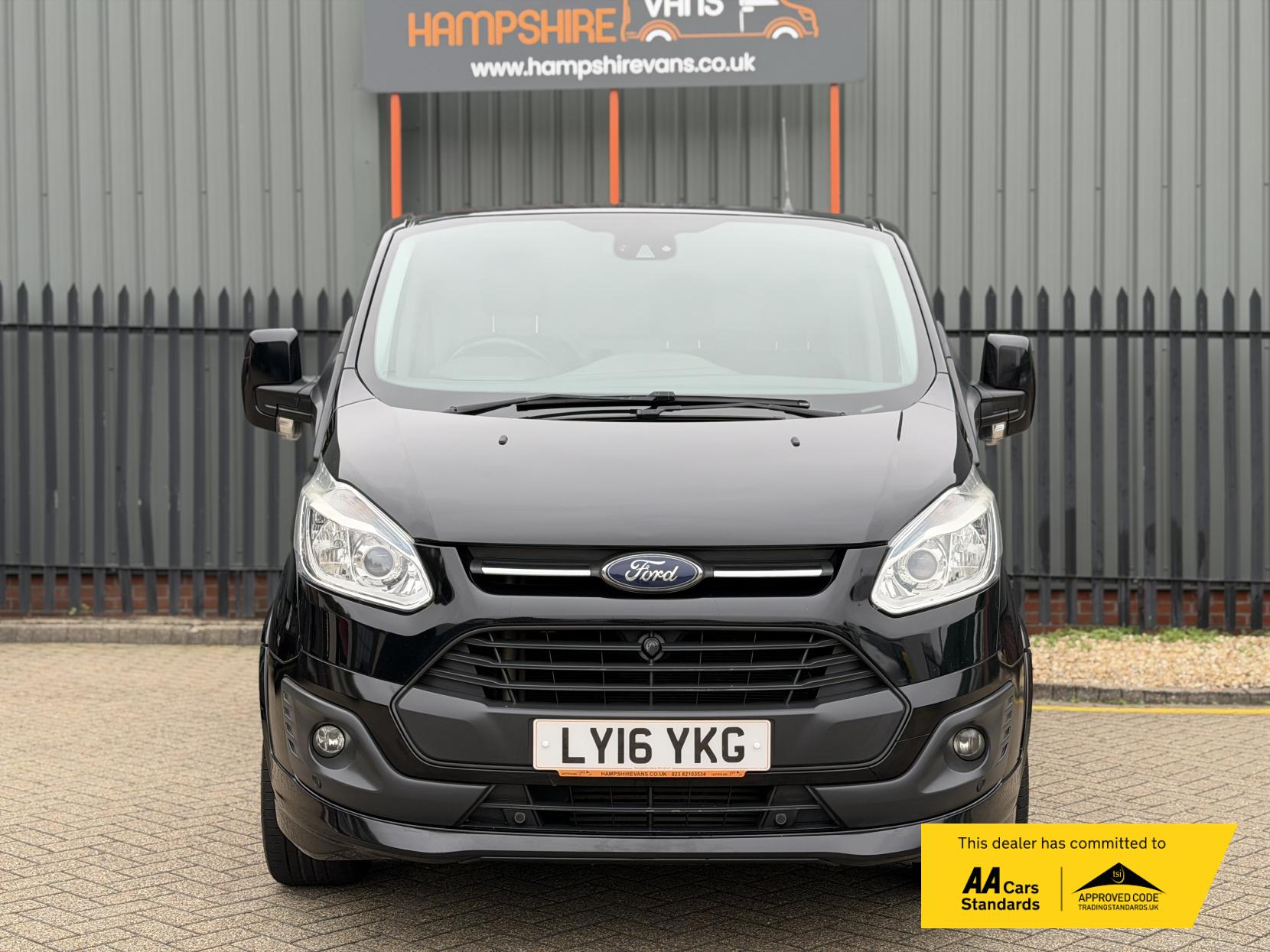 Ford Transit Custom 2.2 TDCi 290 Sport Panel Van 5dr Diesel Manual L1 H1 (186 g/km, 153 bhp)