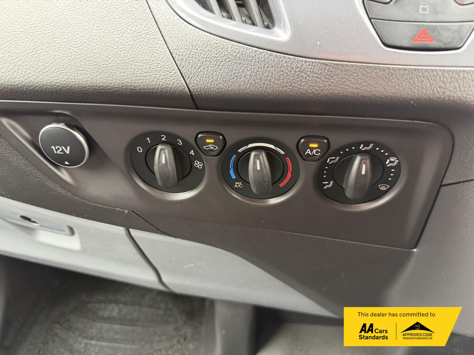 Ford Transit Custom 2.2 TDCi 290 Sport Panel Van 5dr Diesel Manual L1 H1 (186 g/km, 153 bhp)