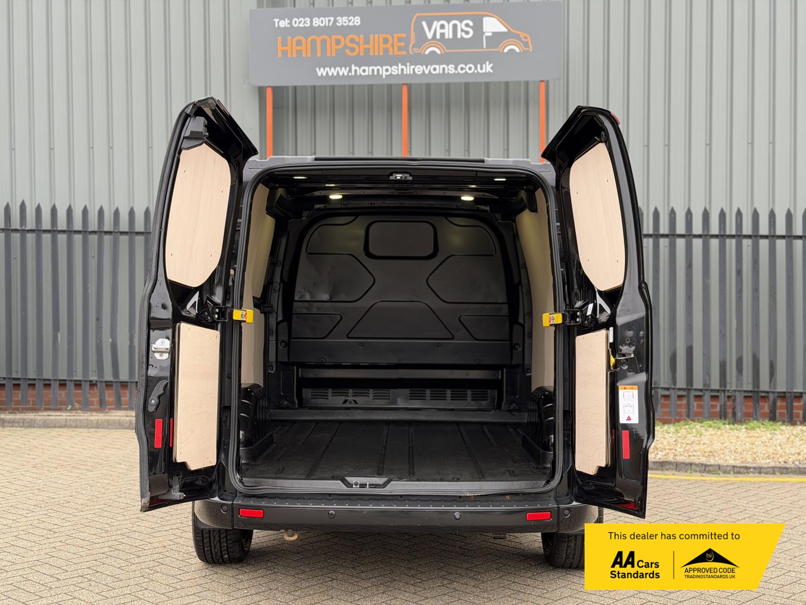 Ford Transit Custom 2.2 TDCi 290 Sport Panel Van 5dr Diesel Manual L1 H1 (186 g/km, 153 bhp)