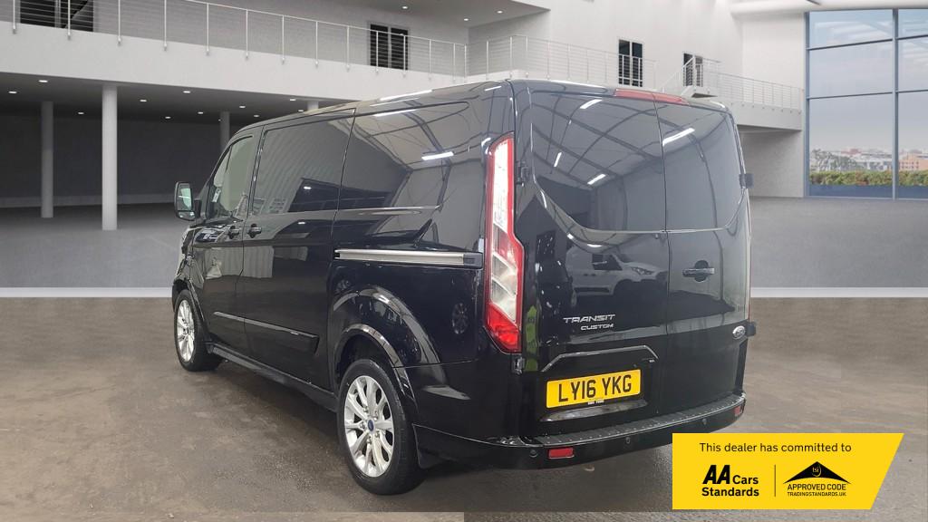 Ford Transit Custom 2.2 TDCi 290 Sport Panel Van 5dr Diesel Manual L1 H1 (186 g/km, 153 bhp)