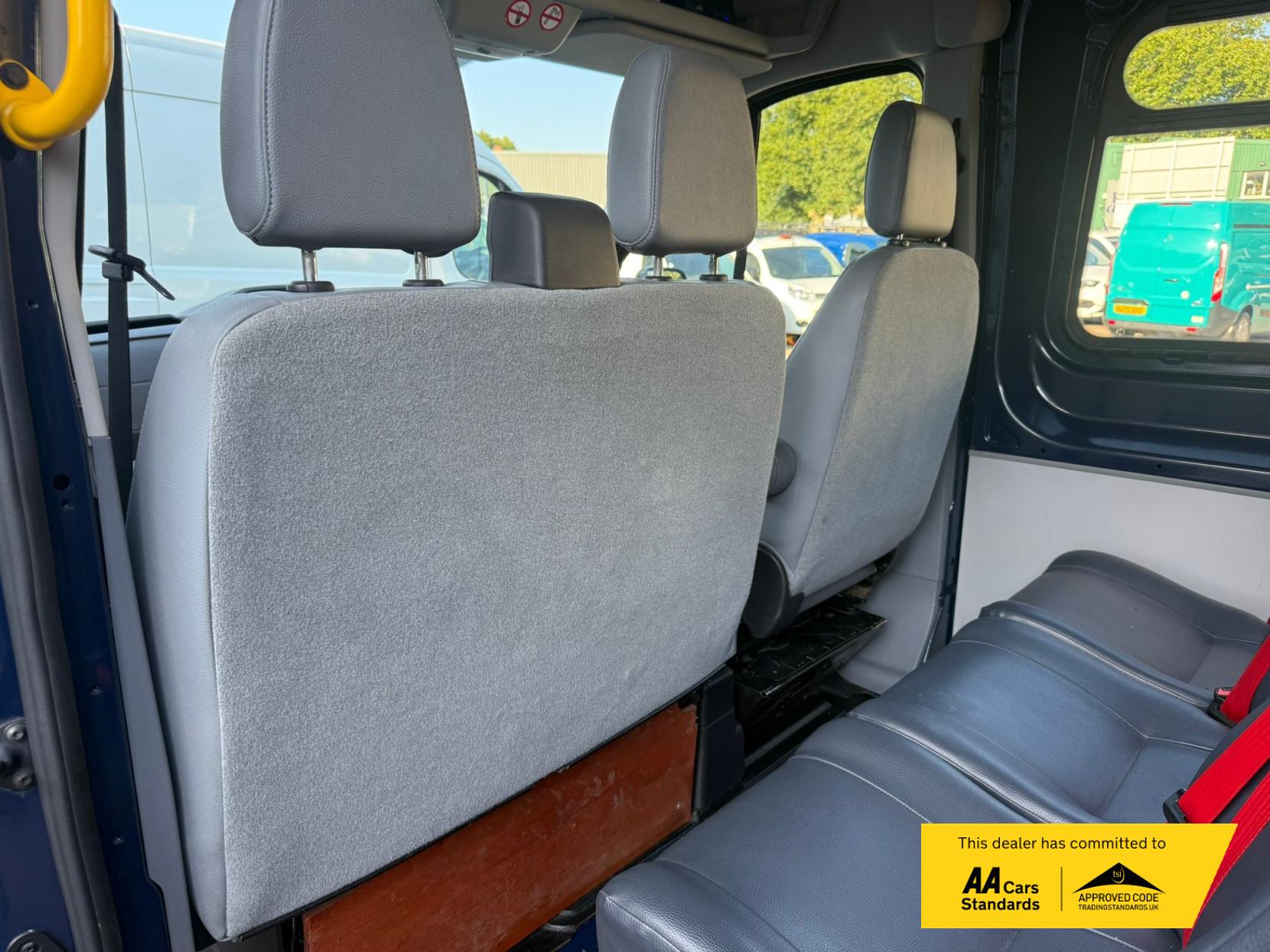Ford Transit 2.0 350 EcoBlue Crew Van Double Cab 6dr Diesel Manual FWD L3 H2 Euro 6 (130 ps)