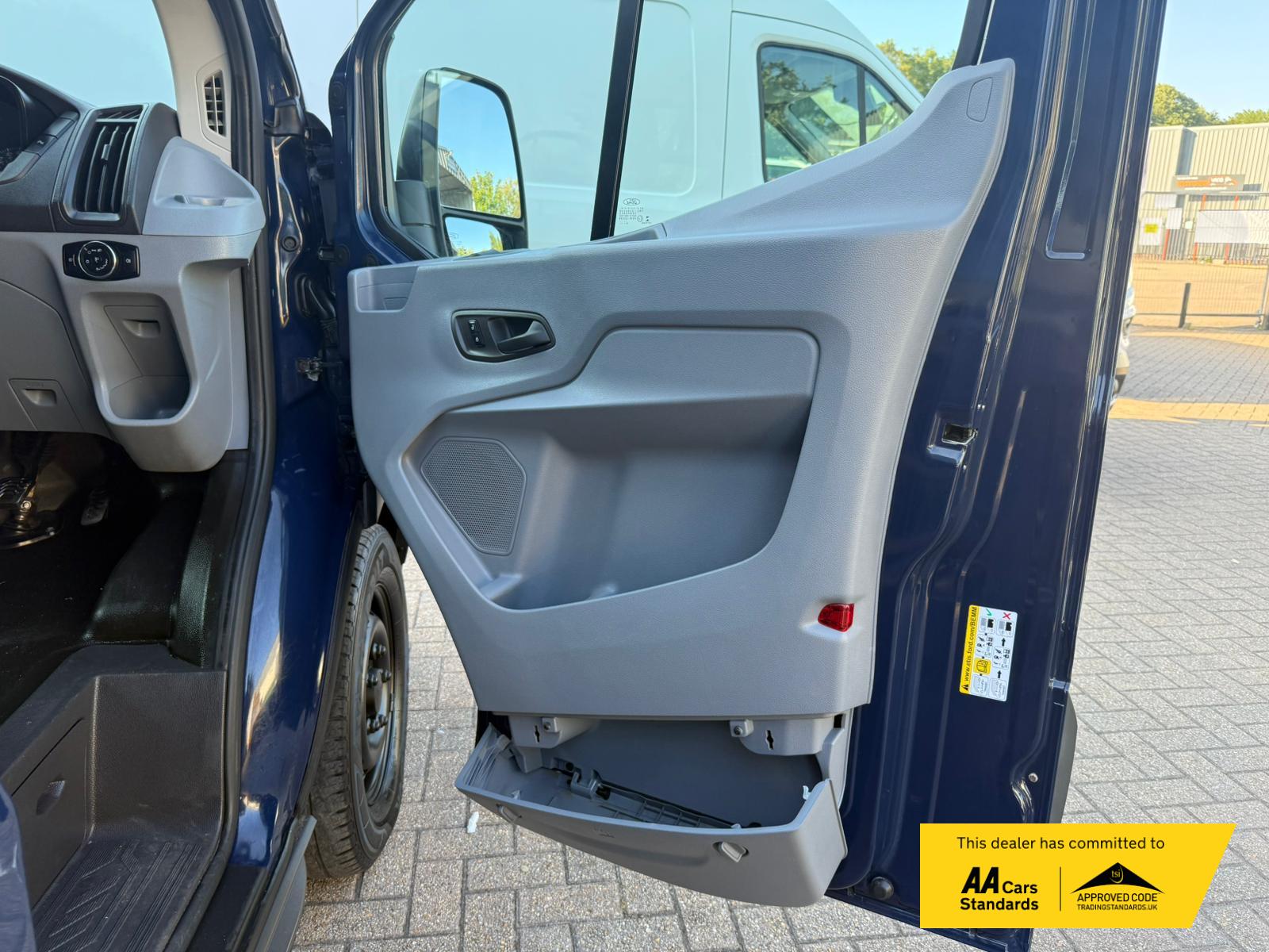 Ford Transit 2.0 350 EcoBlue Crew Van Double Cab 6dr Diesel Manual FWD L3 H2 Euro 6 (130 ps)