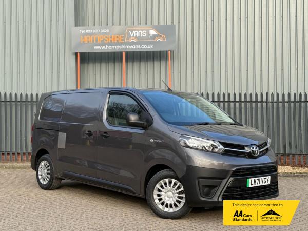 Toyota ProAce 50kWh Icon Medium Panel Van 6dr Electric Auto MWB (7kW OBC) (136 ps)