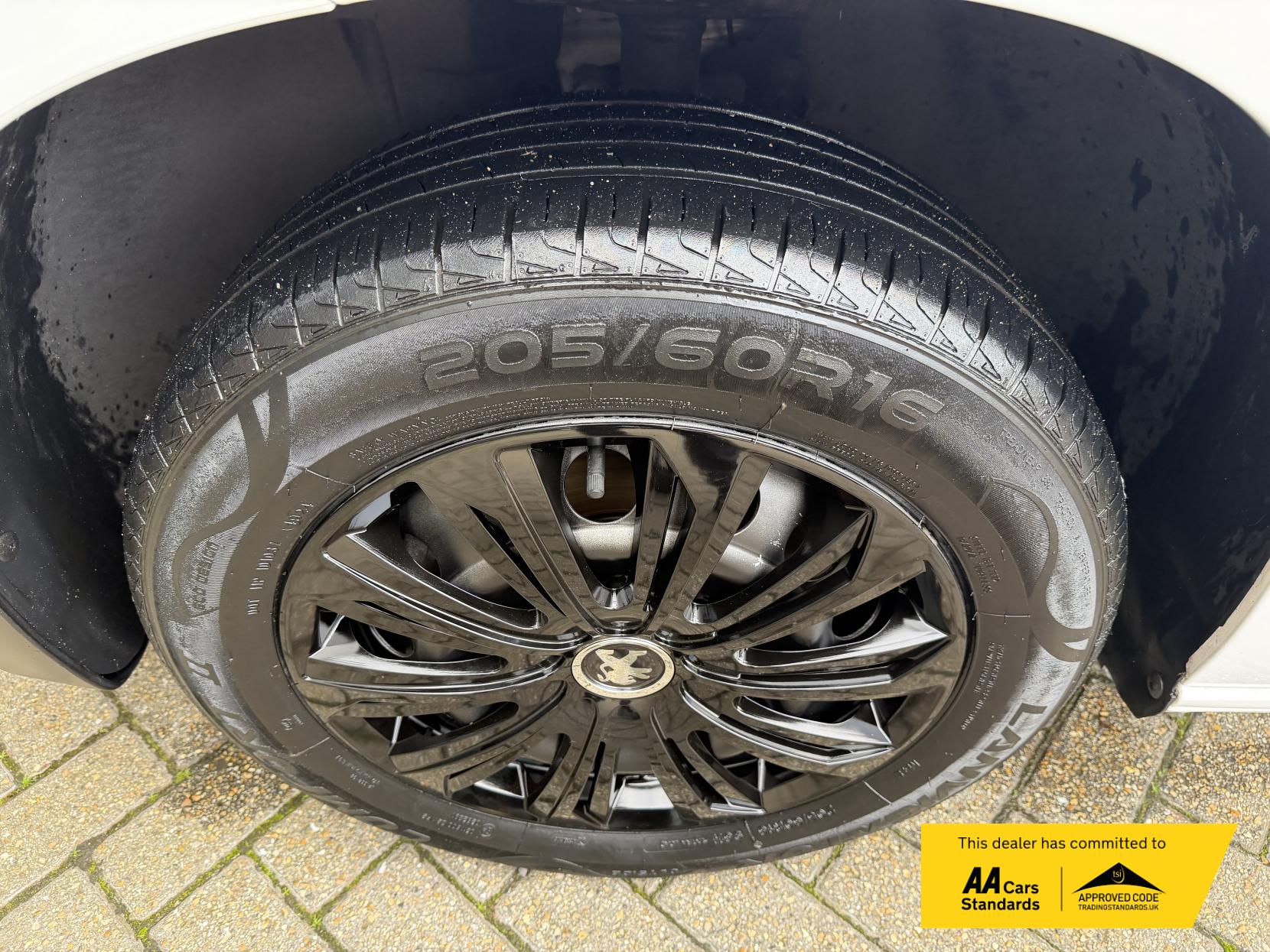 Peugeot Partner 1.5 BlueHDi 1000 Professional Premium + Standard Panel Van 5dr Diesel Manual SWB Euro 6 (s/s) (100 bhp)