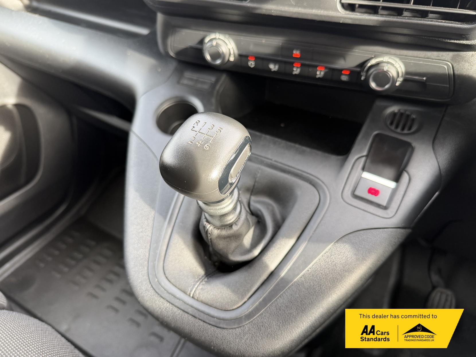 Peugeot Partner 1.5 BlueHDi 1000 Professional Premium + Standard Panel Van 5dr Diesel Manual SWB Euro 6 (s/s) (100 bhp)