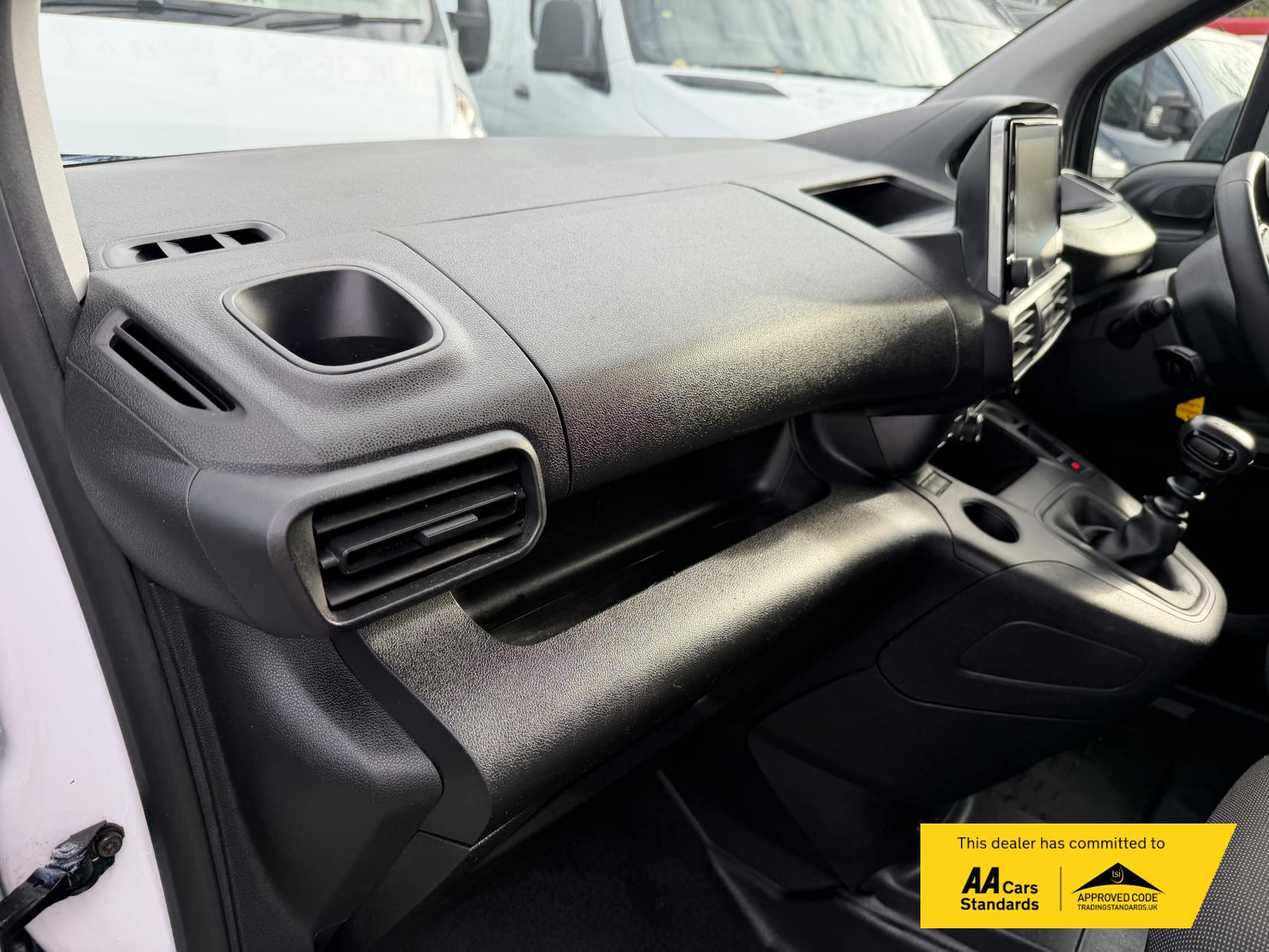 Peugeot Partner 1.5 BlueHDi 1000 Professional Premium + Standard Panel Van 5dr Diesel Manual SWB Euro 6 (s/s) (100 bhp)