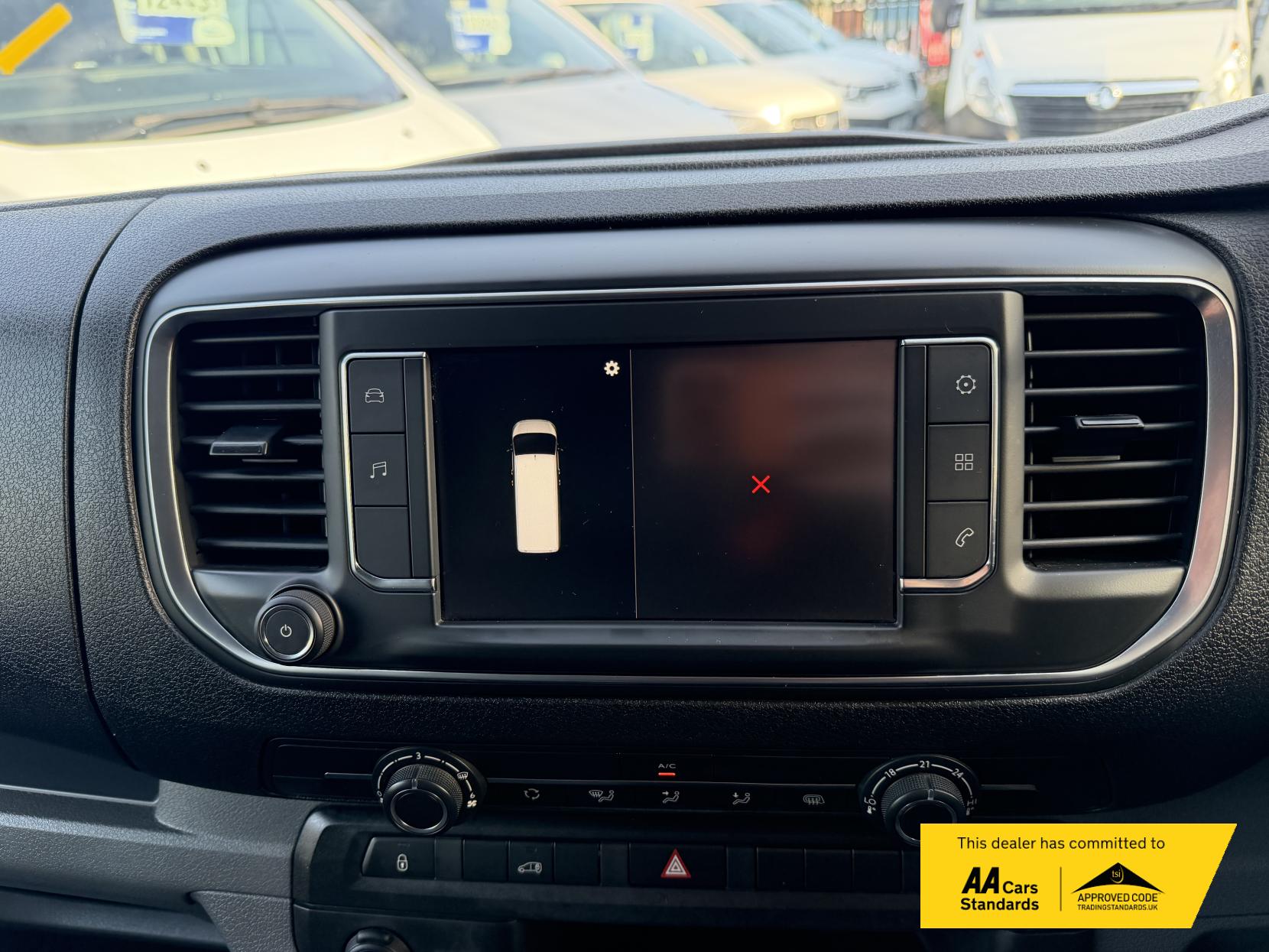 Vauxhall Vivaro 2.0 Turbo D 3100 Sportive Panel Van 5dr Diesel Manual L2 H1 Euro 6 (s/s) (120 ps)