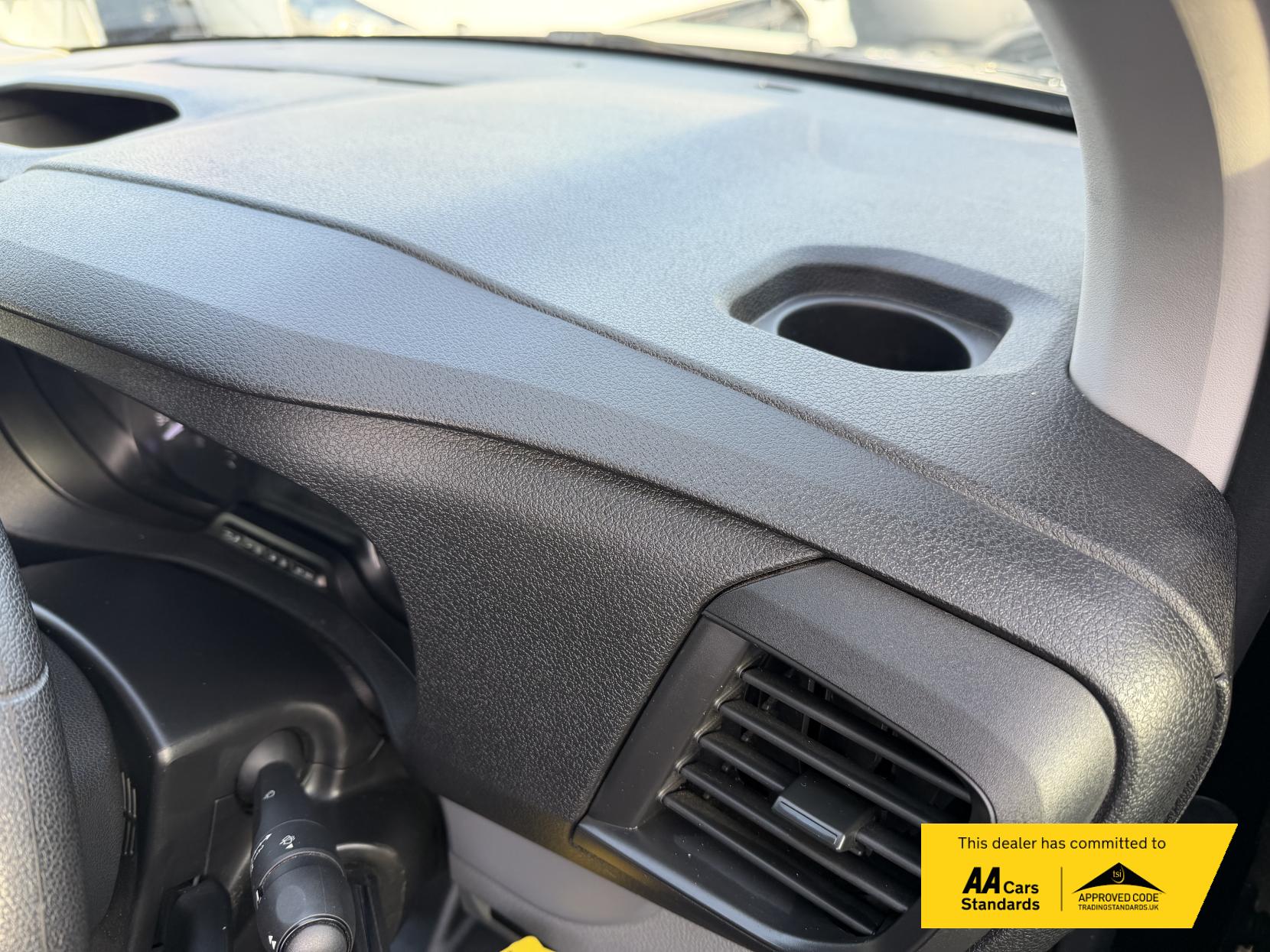 Vauxhall Vivaro 2.0 Turbo D 3100 Sportive Panel Van 5dr Diesel Manual L2 H1 Euro 6 (s/s) (120 ps)