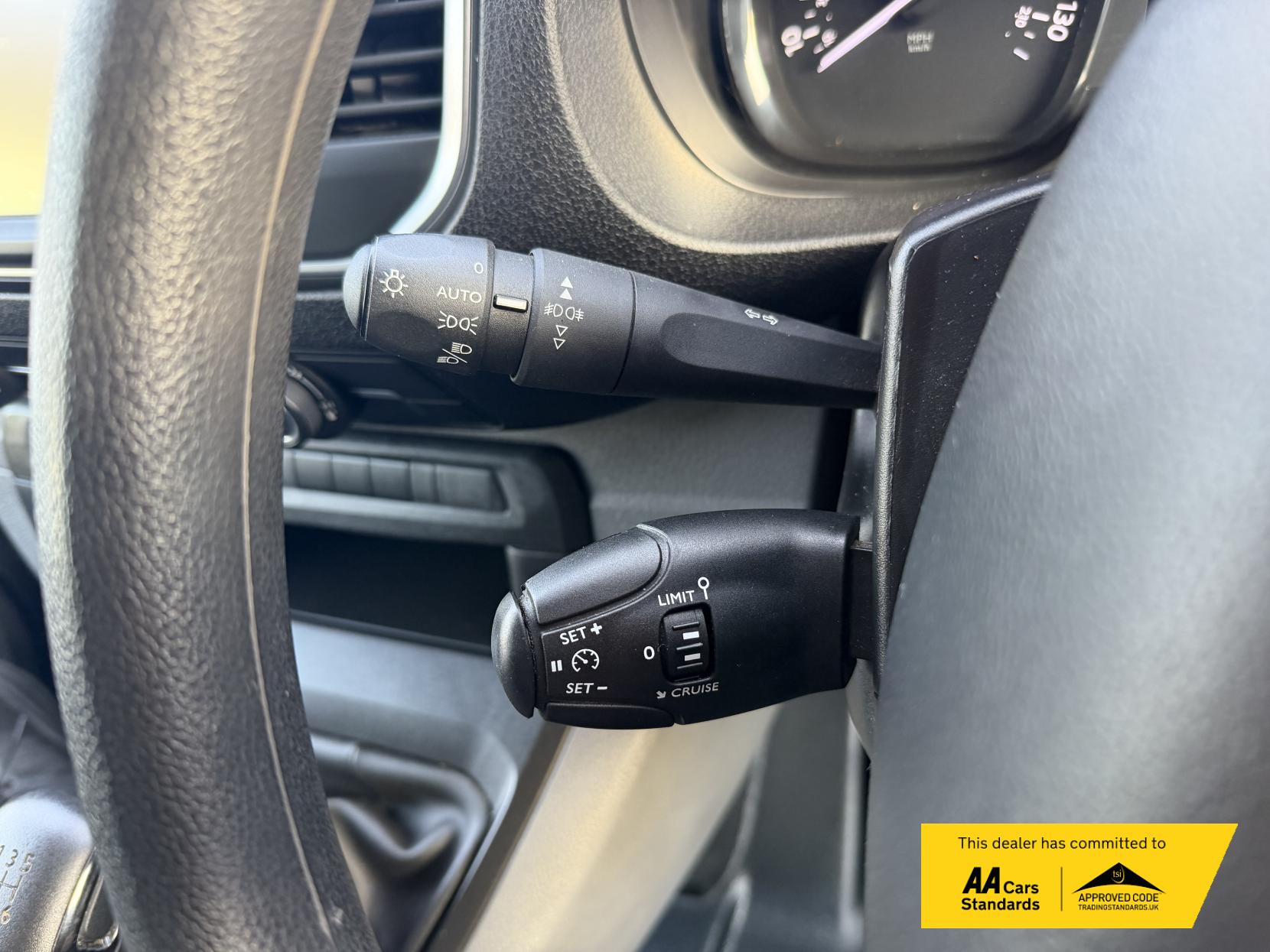 Vauxhall Vivaro 2.0 Turbo D 3100 Sportive Panel Van 5dr Diesel Manual L2 H1 Euro 6 (s/s) (120 ps)