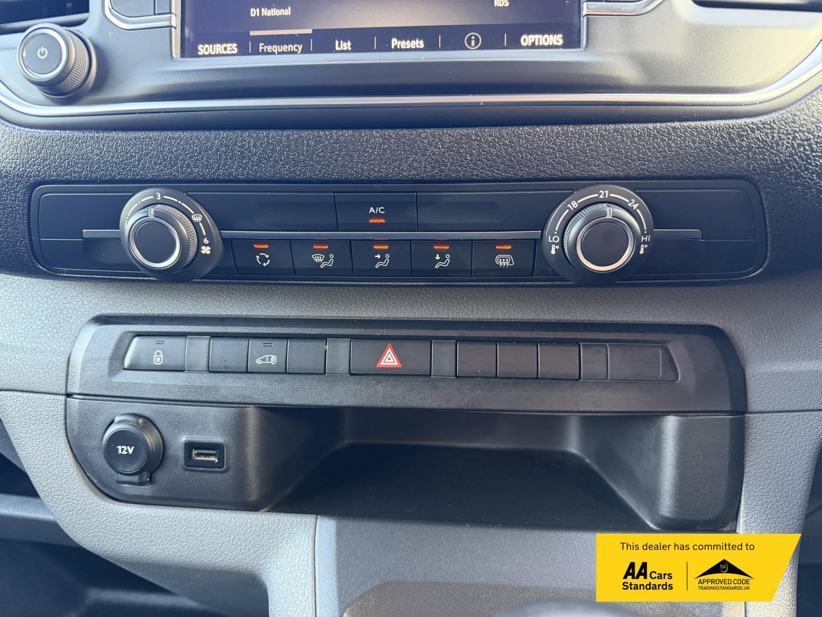 Vauxhall Vivaro 2.0 Turbo D 3100 Sportive Panel Van 5dr Diesel Manual L2 H1 Euro 6 (s/s) (120 ps)