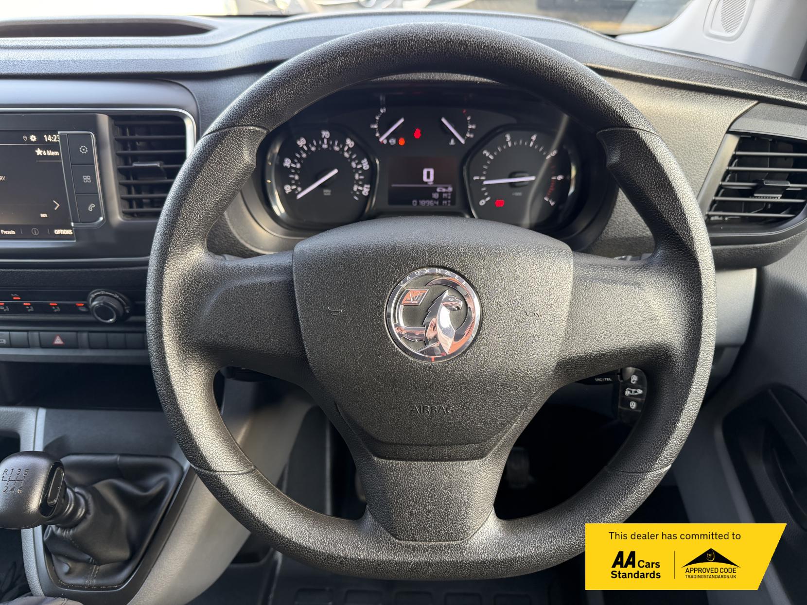 Vauxhall Vivaro 2.0 Turbo D 3100 Sportive Panel Van 5dr Diesel Manual L2 H1 Euro 6 (s/s) (120 ps)