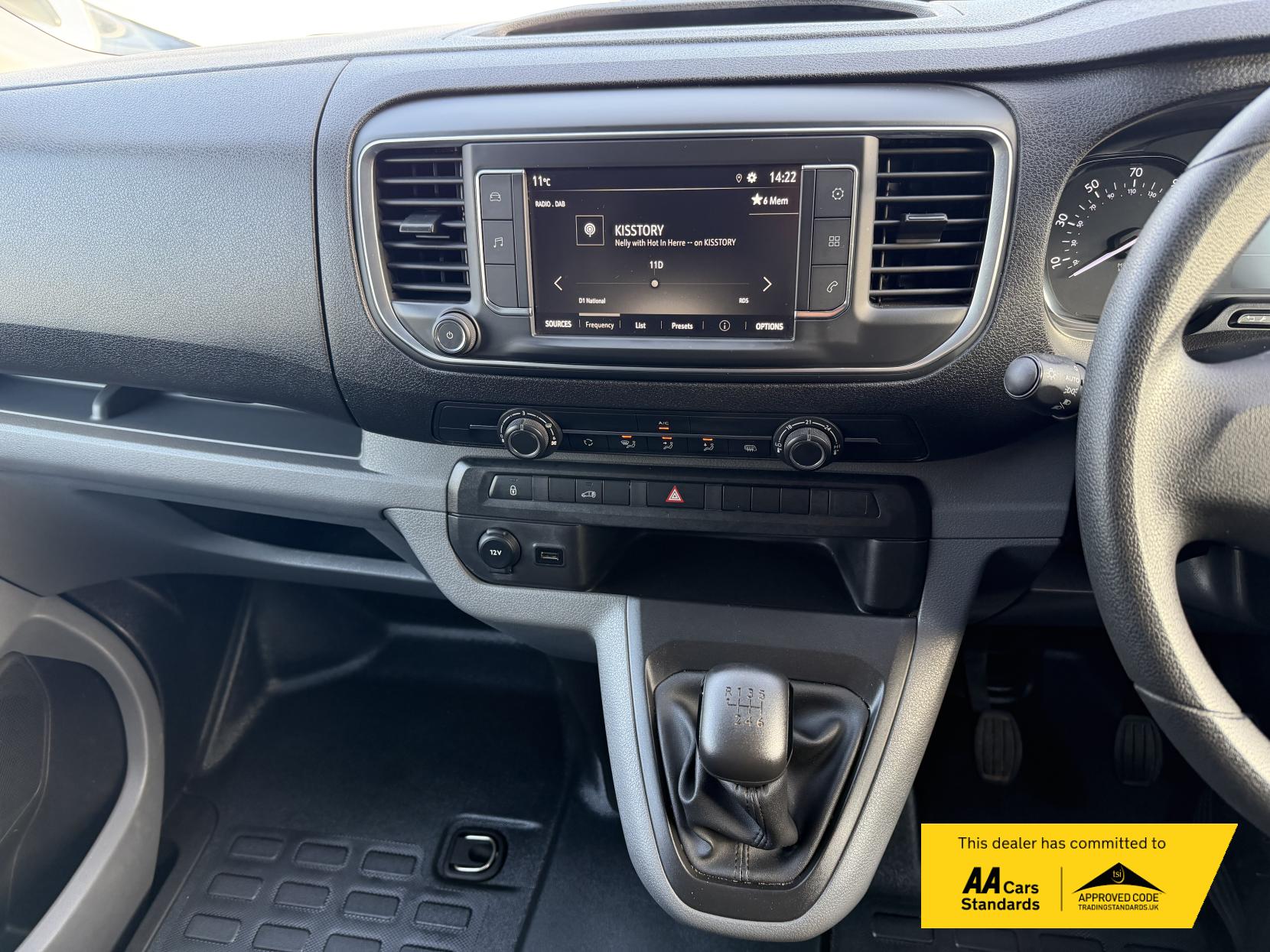 Vauxhall Vivaro 2.0 Turbo D 3100 Sportive Panel Van 5dr Diesel Manual L2 H1 Euro 6 (s/s) (120 ps)