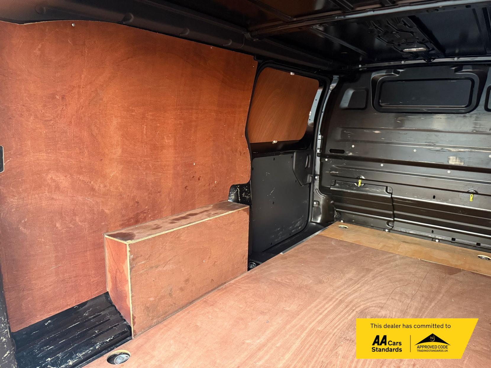 Vauxhall Vivaro 2.0 Turbo D 3100 Sportive Panel Van 5dr Diesel Manual L2 H1 Euro 6 (s/s) (120 ps)