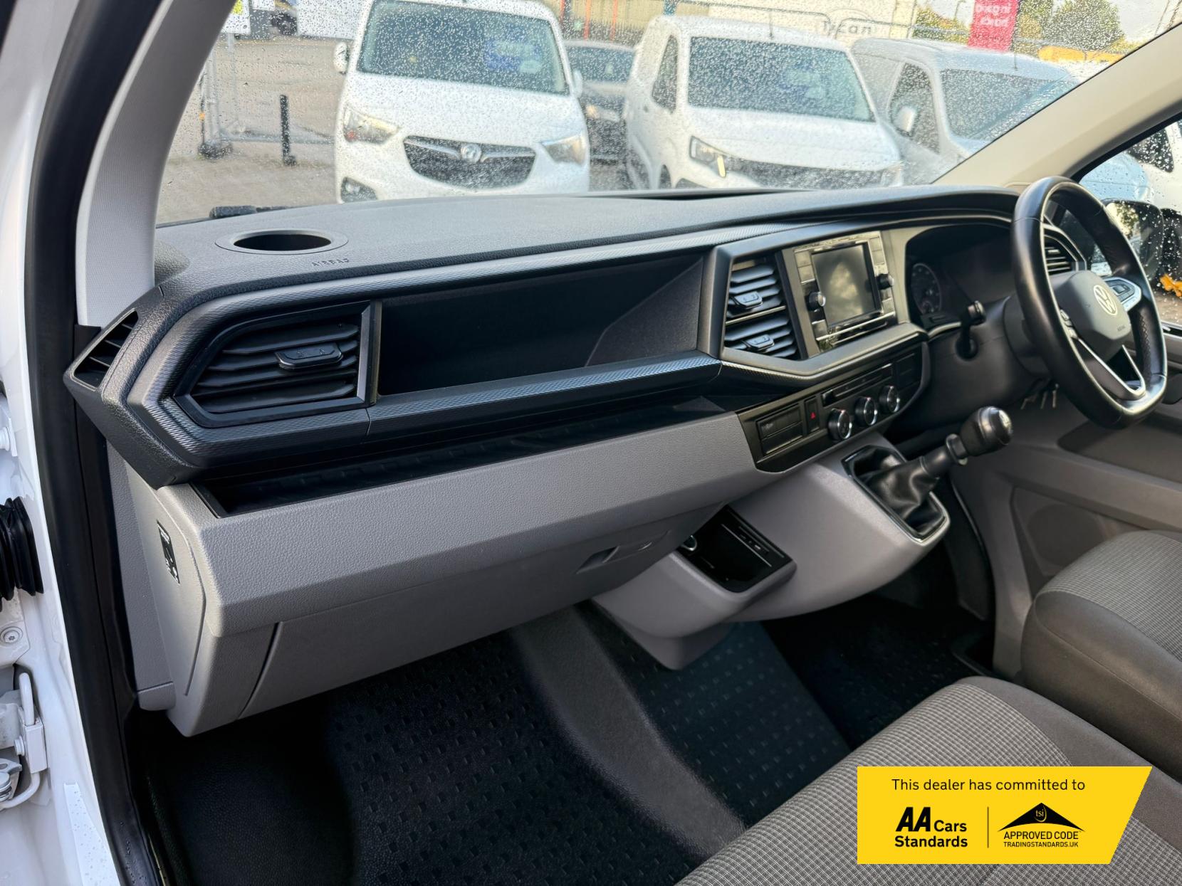 Volkswagen Transporter 2.0 TDI T26 Startline Panel Van 5dr Diesel Manual FWD SWB Euro 6 (s/s) (110 ps)