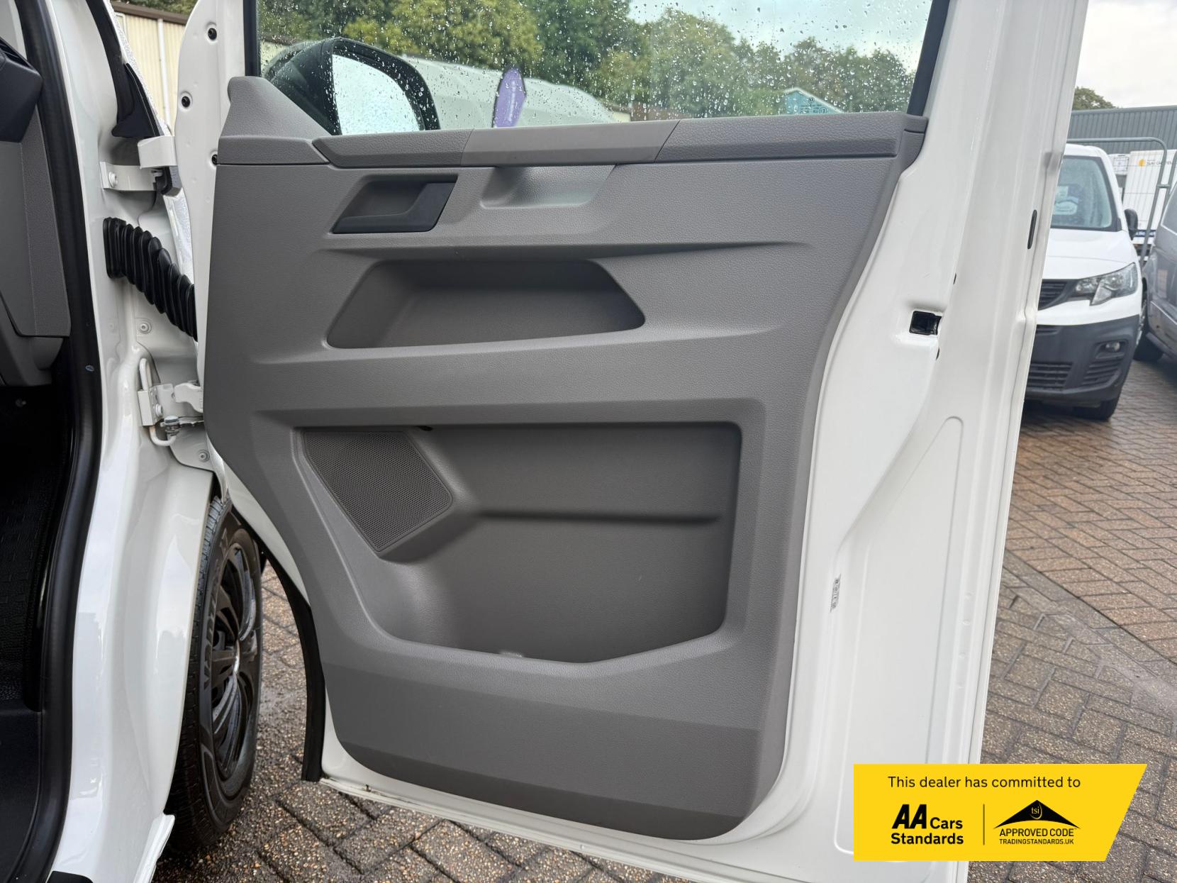 Volkswagen Transporter 2.0 TDI T26 Startline Panel Van 5dr Diesel Manual FWD SWB Euro 6 (s/s) (110 ps)