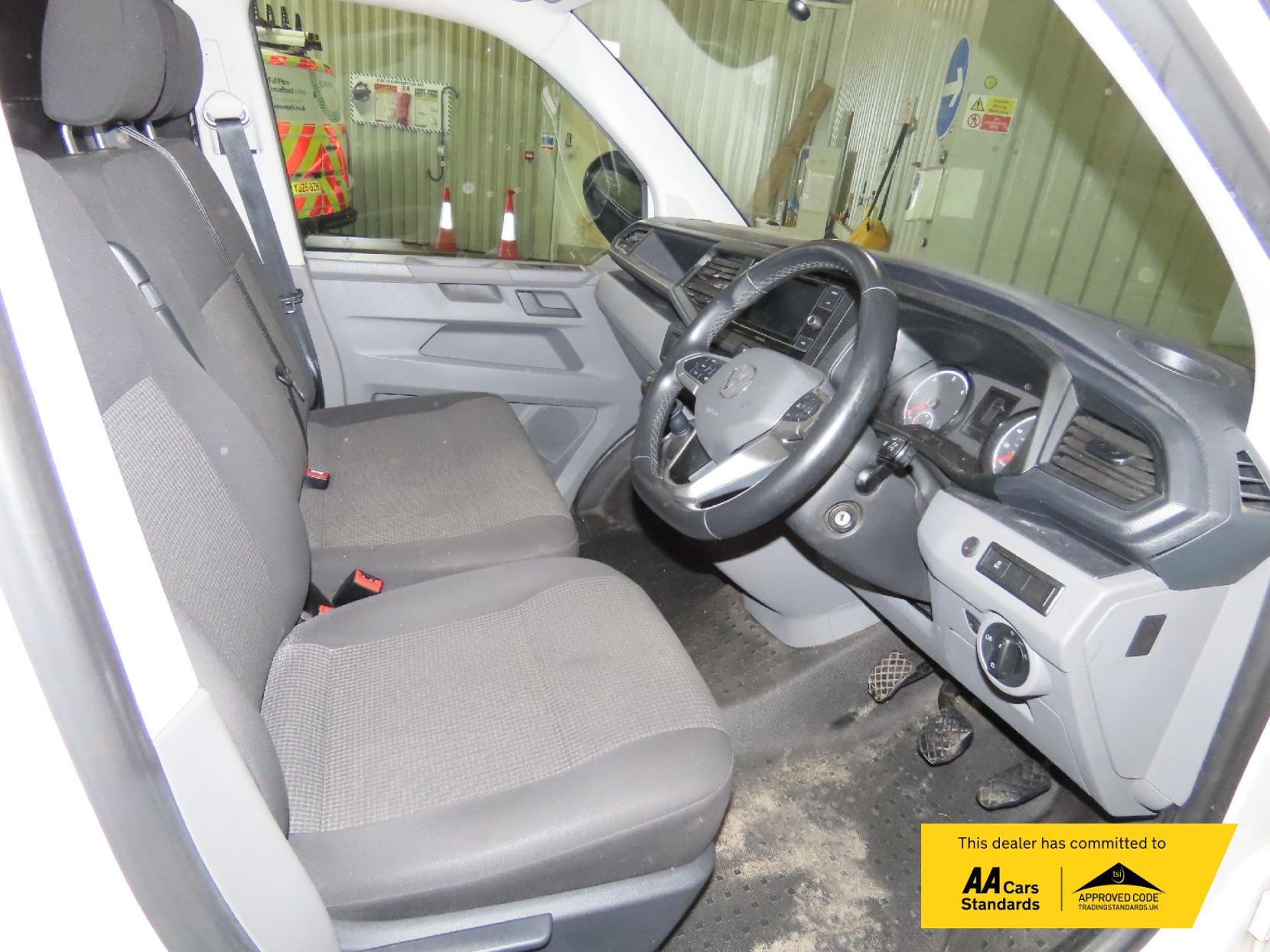 Volkswagen Transporter 2.0 TDI T28 Startline Panel Van 5dr Diesel Manual FWD LWB High Roof Euro 6 (s/s) (90 ps)