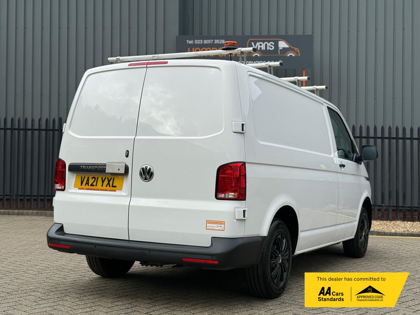 Volkswagen Transporter 2.0 TDI T26 Startline Panel Van 5dr Diesel Manual FWD SWB Euro 6 (s/s) (110 ps)