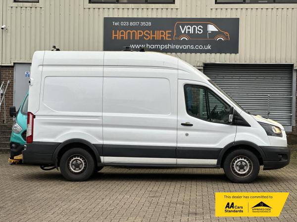 Ford Transit 2.0 350 EcoBlue Panel Van 5dr Diesel Manual RWD L2 H3 Euro 6 (130 ps)