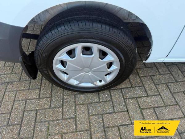 Ford Transit Custom 2.2 TDCi 310 ECOnetic Panel Van 5dr Diesel Manual L1 H1 (162 g/km, 98 bhp)