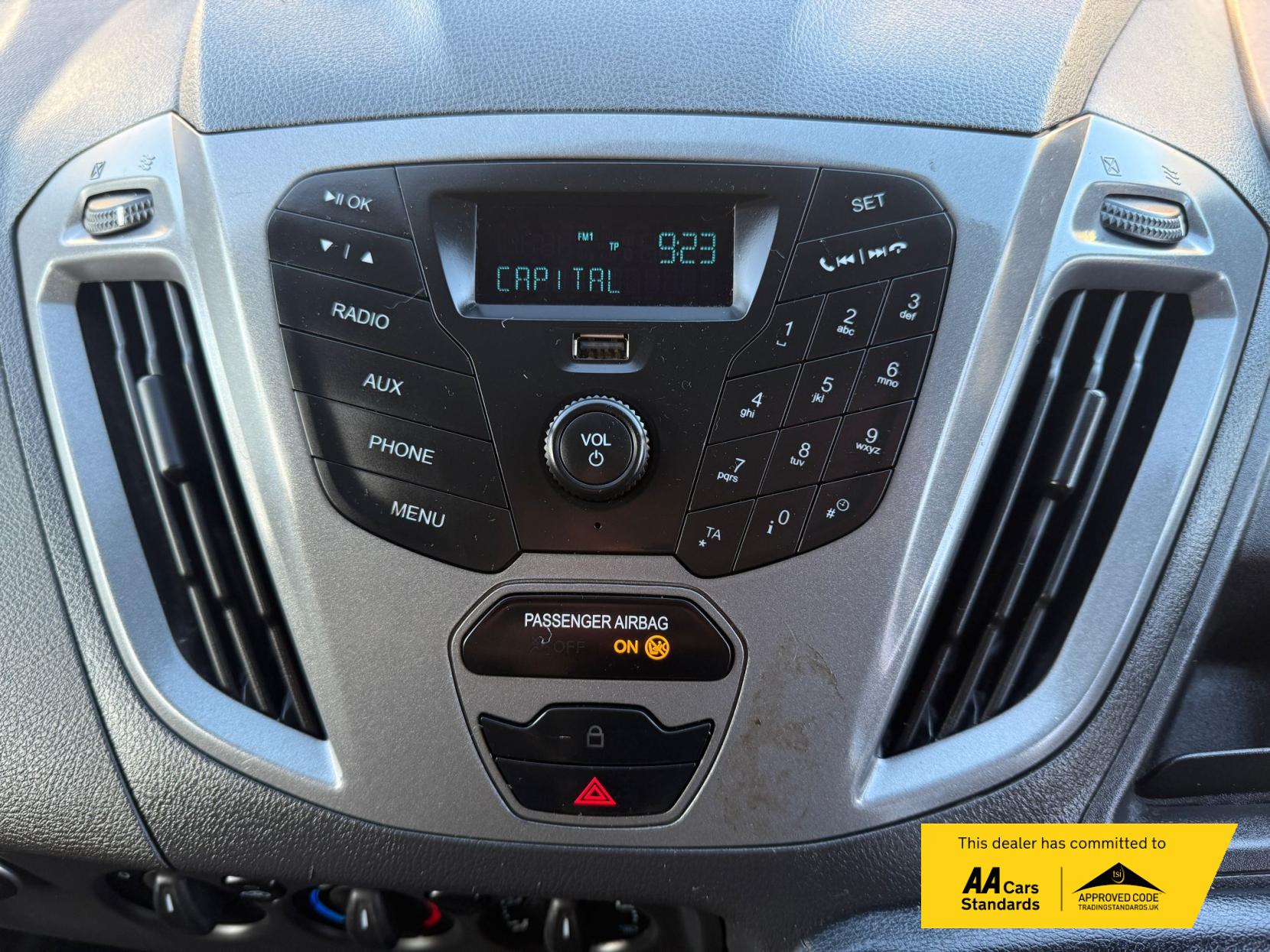 Ford Transit Custom 2.2 TDCi 310 ECOnetic Panel Van 5dr Diesel Manual L1 H1 (162 g/km, 98 bhp)