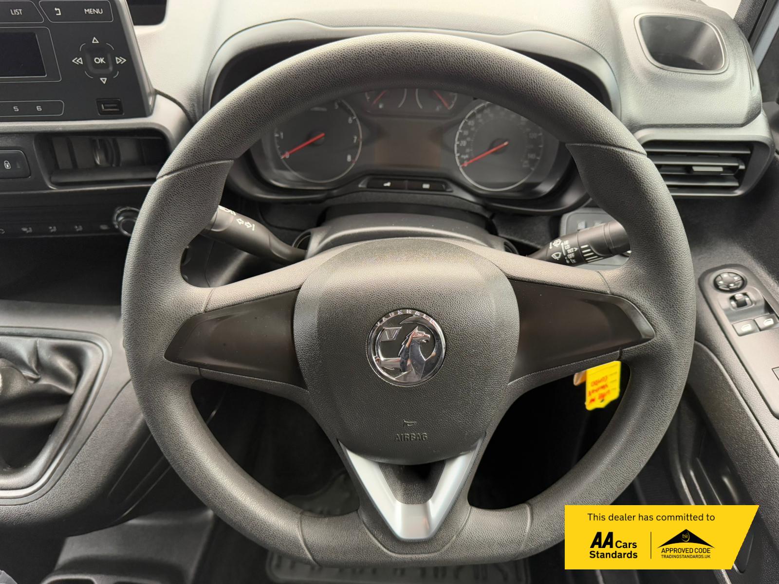 Vauxhall Combo 1.5 Turbo D 2300 Edition Panel Van 4dr Diesel Manual L2 H1 Euro 6 (s/s) (100 ps)