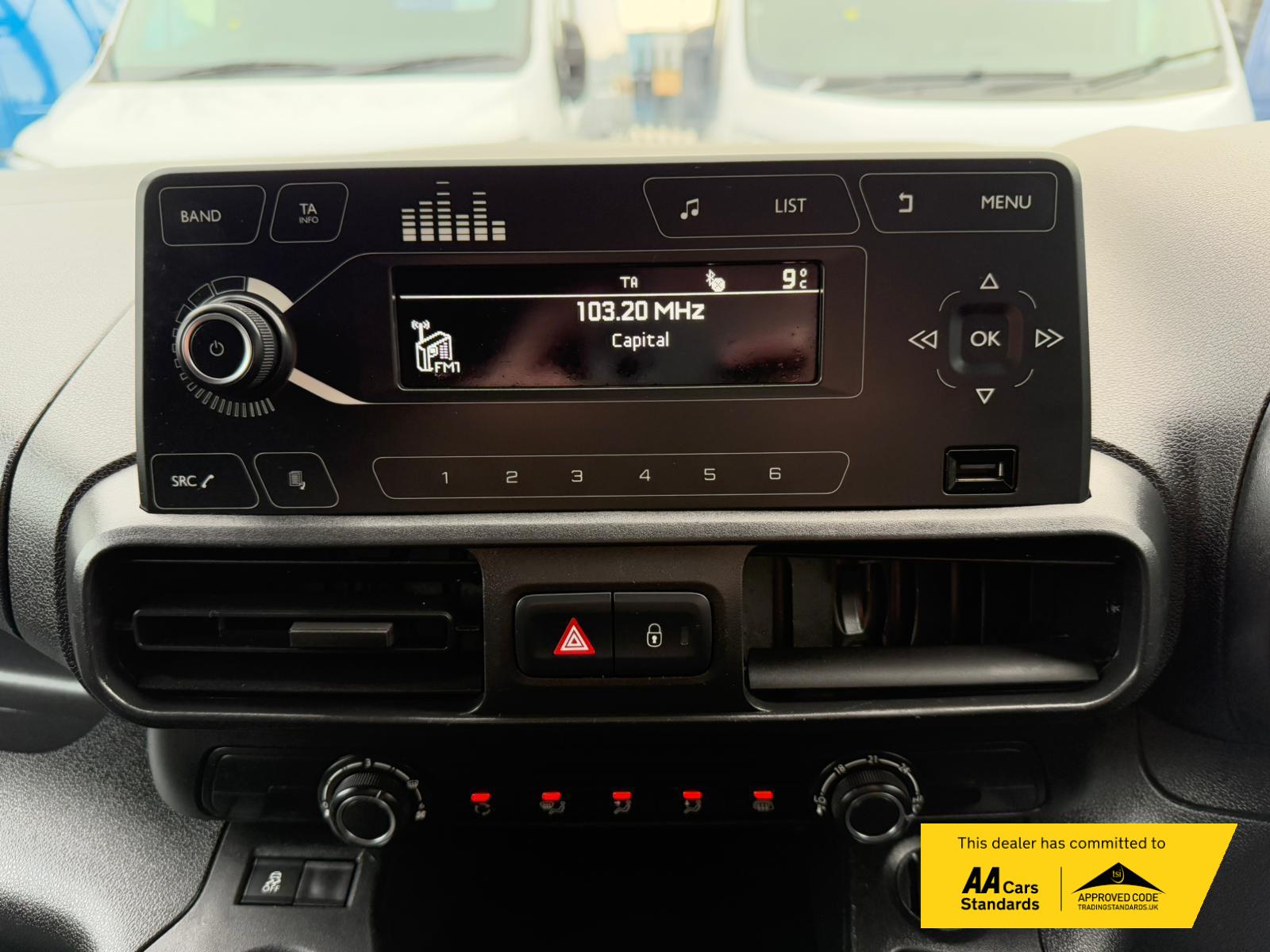 Vauxhall Combo 1.5 Turbo D 2300 Edition Panel Van 4dr Diesel Manual L2 H1 Euro 6 (s/s) (100 ps)