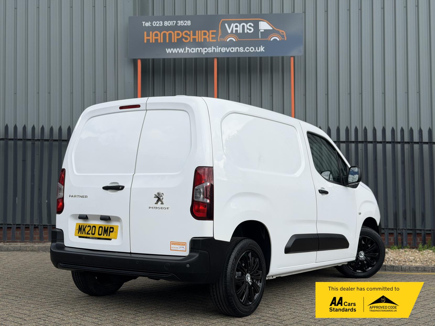 2020 Peugeot Partner 1.5 BlueHDi 1000 Professional Standard Panel Van 5dr Diesel Manual SWB Euro 6 (s/s) (100 bhp) - Thumbnail 3
