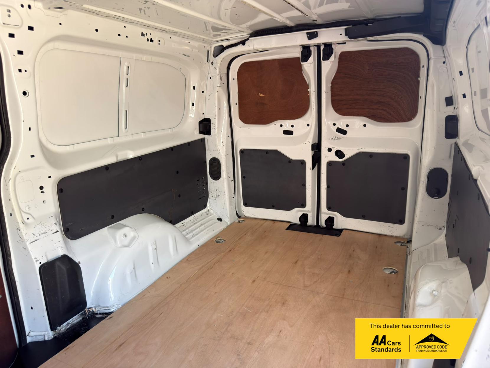 2021 Vauxhall Vivaro 2.0 Turbo D 3100 Dynamic Panel Van 6dr Diesel Manual L2 H1 Euro 6 (s/s) (145 ps) - Thumbnail 37