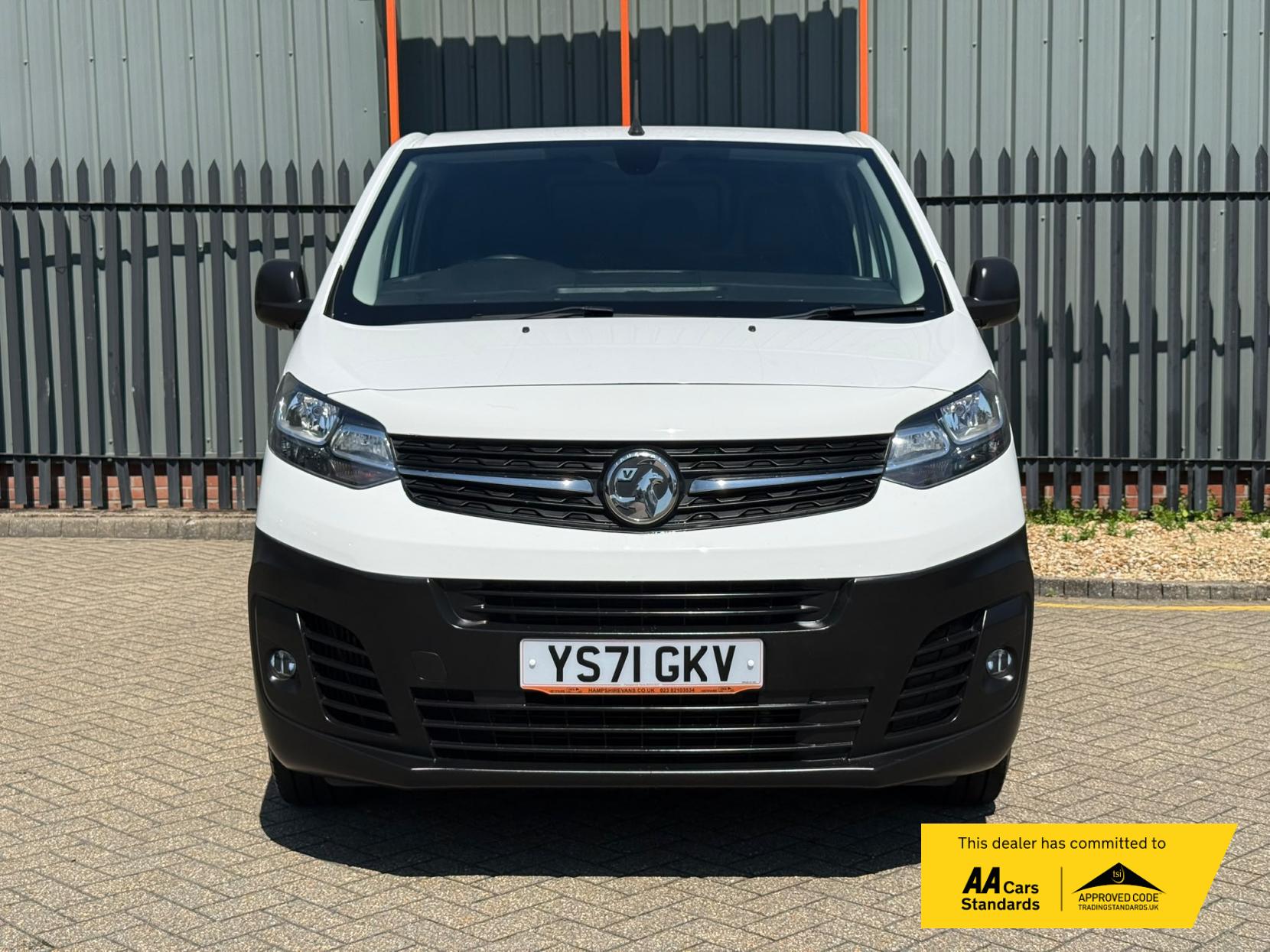2021 Vauxhall Vivaro 2.0 Turbo D 3100 Dynamic Panel Van 6dr Diesel Manual L2 H1 Euro 6 (s/s) (145 ps) - Thumbnail 34