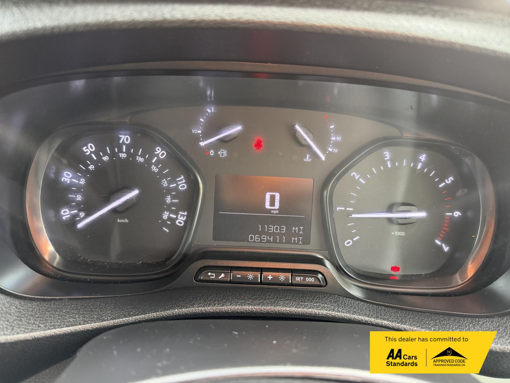 Vauxhall Vivaro 2.0 Turbo D 3100 Dynamic Panel Van 6dr Diesel Manual L2 H1 Euro 6 (s/s) (145 ps)