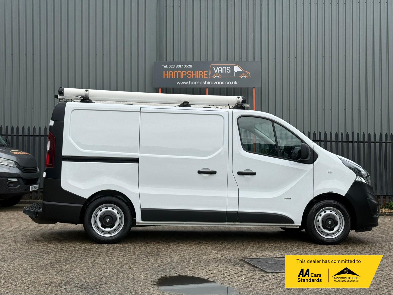 Vauxhall Vivaro 1.6 CDTi 2900 ecoFLEX Panel Van 5dr Diesel Manual L1 H1 Euro 5 (s/s) (90 ps)