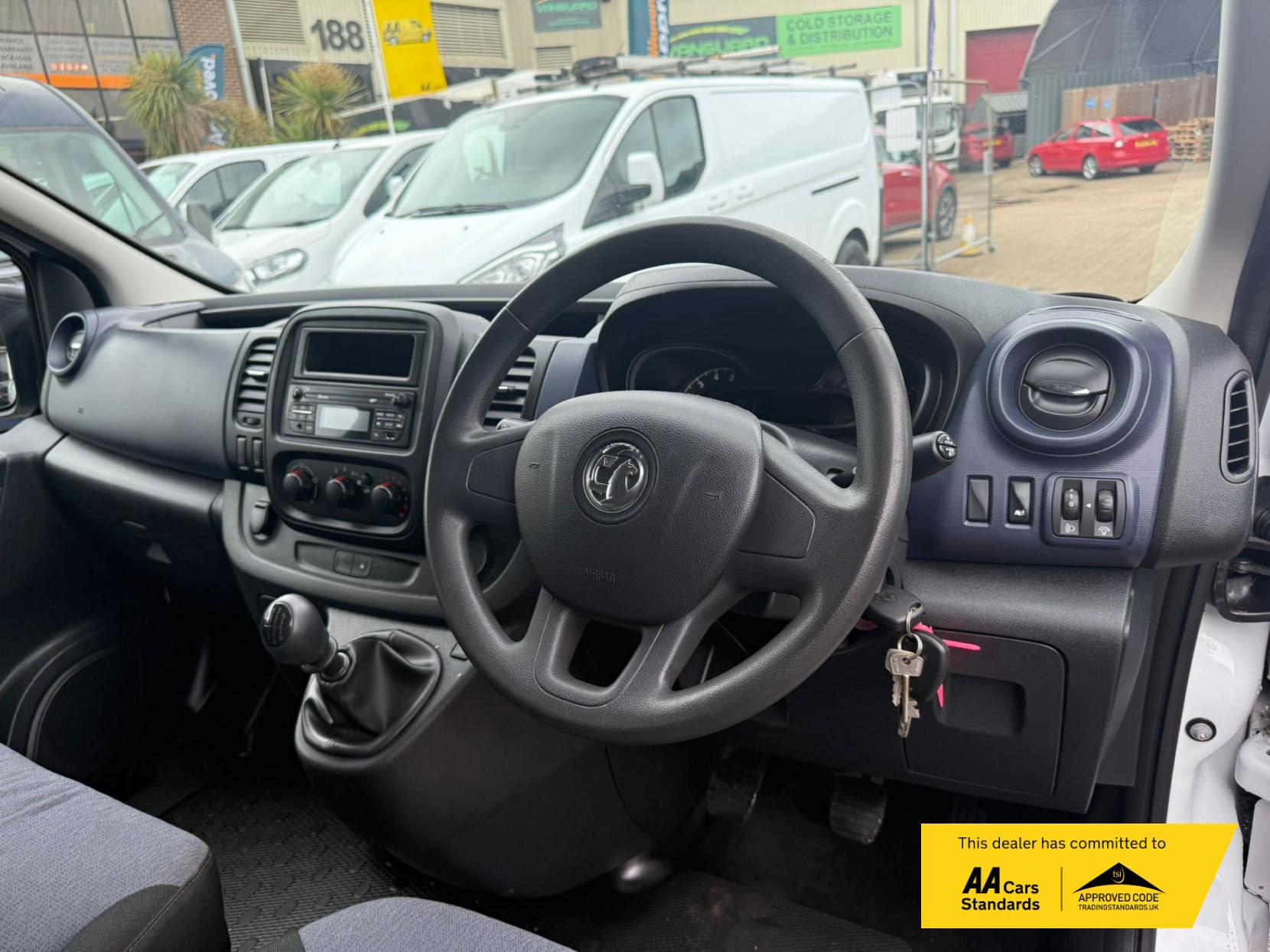 Vauxhall Vivaro 1.6 CDTi 2900 ecoFLEX Panel Van 5dr Diesel Manual L1 H1 Euro 5 (s/s) (90 ps)