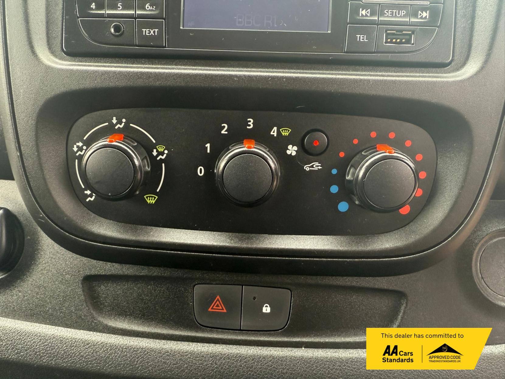 Vauxhall Vivaro 1.6 CDTi 2900 ecoFLEX Panel Van 5dr Diesel Manual L1 H1 Euro 5 (s/s) (90 ps)