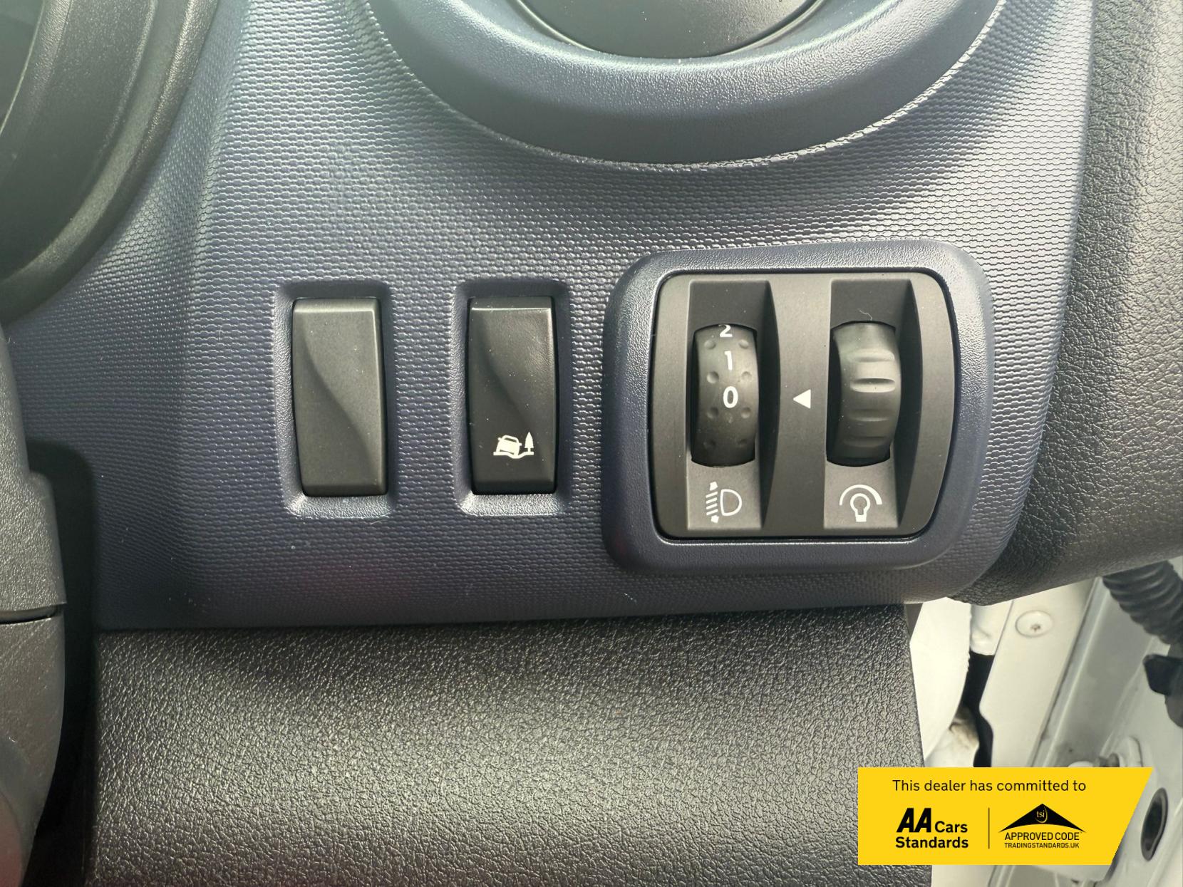 Vauxhall Vivaro 1.6 CDTi 2900 ecoFLEX Panel Van 5dr Diesel Manual L1 H1 Euro 5 (s/s) (90 ps)