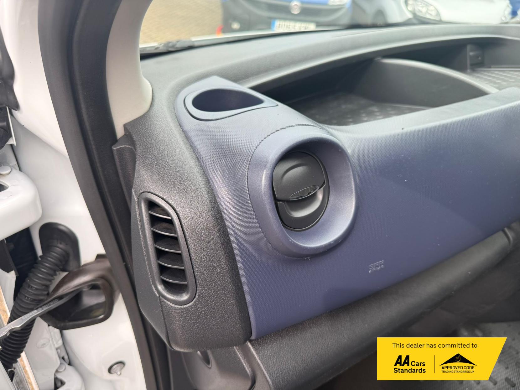 Vauxhall Vivaro 1.6 CDTi 2900 ecoFLEX Panel Van 5dr Diesel Manual L1 H1 Euro 5 (s/s) (90 ps)