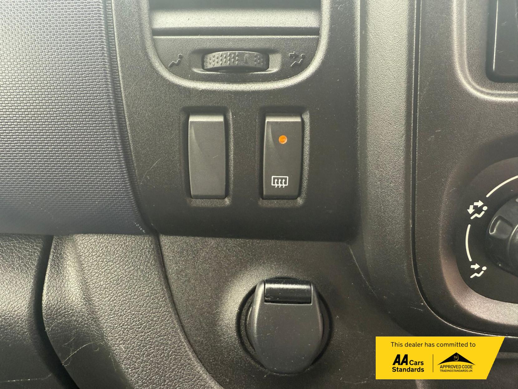 Vauxhall Vivaro 1.6 CDTi 2900 ecoFLEX Panel Van 5dr Diesel Manual L1 H1 Euro 5 (s/s) (90 ps)