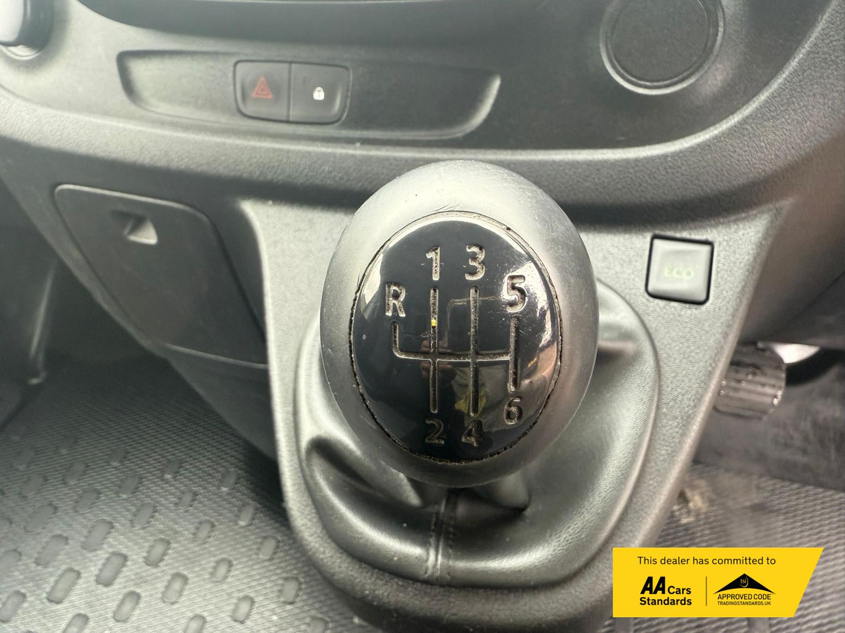 Vauxhall Vivaro 1.6 CDTi 2900 ecoFLEX Panel Van 5dr Diesel Manual L1 H1 Euro 5 (s/s) (90 ps)