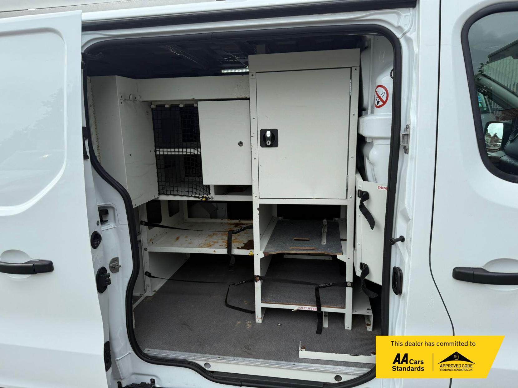 Vauxhall Vivaro 1.6 CDTi 2900 ecoFLEX Panel Van 5dr Diesel Manual L1 H1 Euro 5 (s/s) (90 ps)