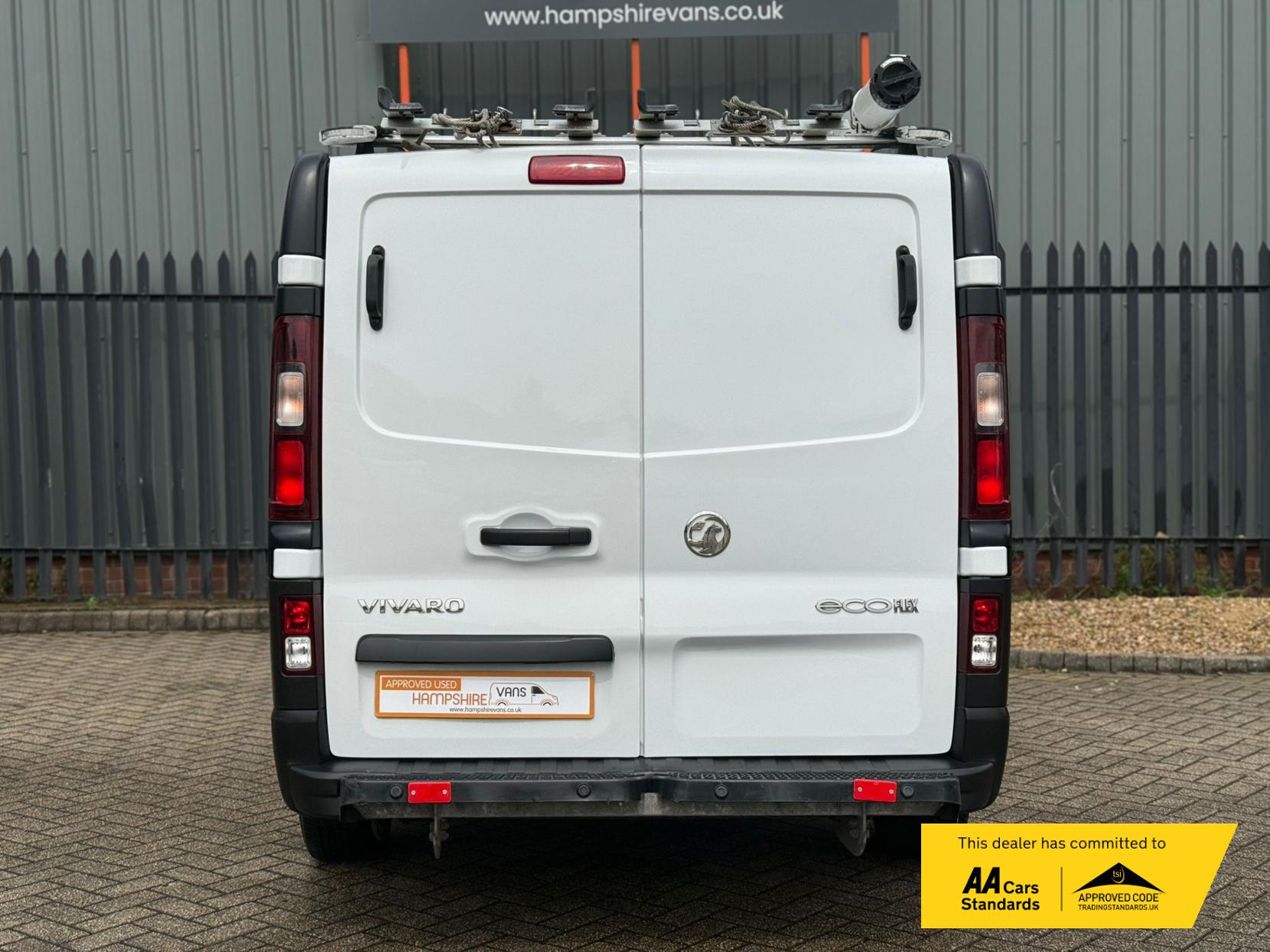 Vauxhall Vivaro 1.6 CDTi 2900 ecoFLEX Panel Van 5dr Diesel Manual L1 H1 Euro 5 (s/s) (90 ps)