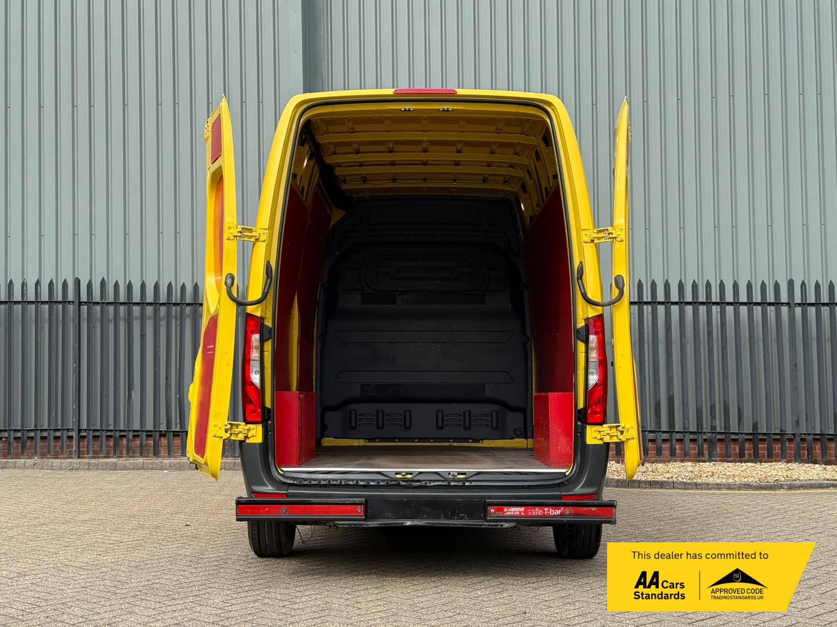 2019 Mercedes-Benz Sprinter 2.1 314 CDI Panel Van 5dr Diesel Manual FWD L2 H2 Euro 6 (143 ps) - Thumbnail 41