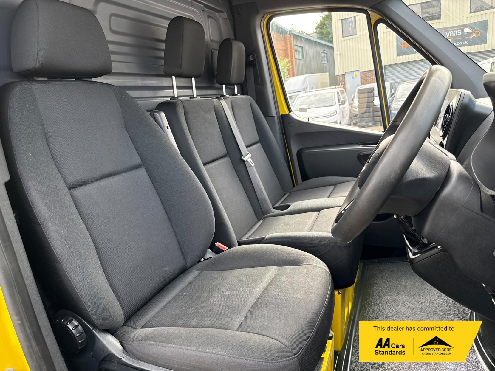 2019 Mercedes-Benz Sprinter 2.1 314 CDI Panel Van 5dr Diesel Manual FWD L2 H2 Euro 6 (143 ps) - Thumbnail 16