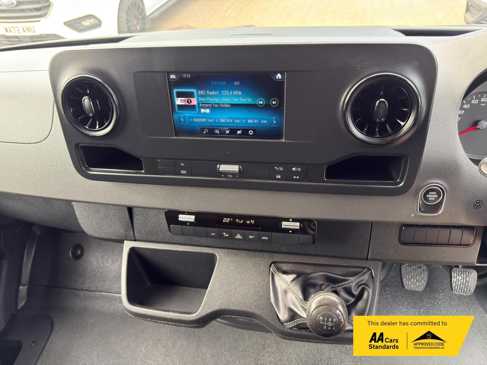 2019 Mercedes-Benz Sprinter 2.1 314 CDI Panel Van 5dr Diesel Manual FWD L2 H2 Euro 6 (143 ps) - Thumbnail 20