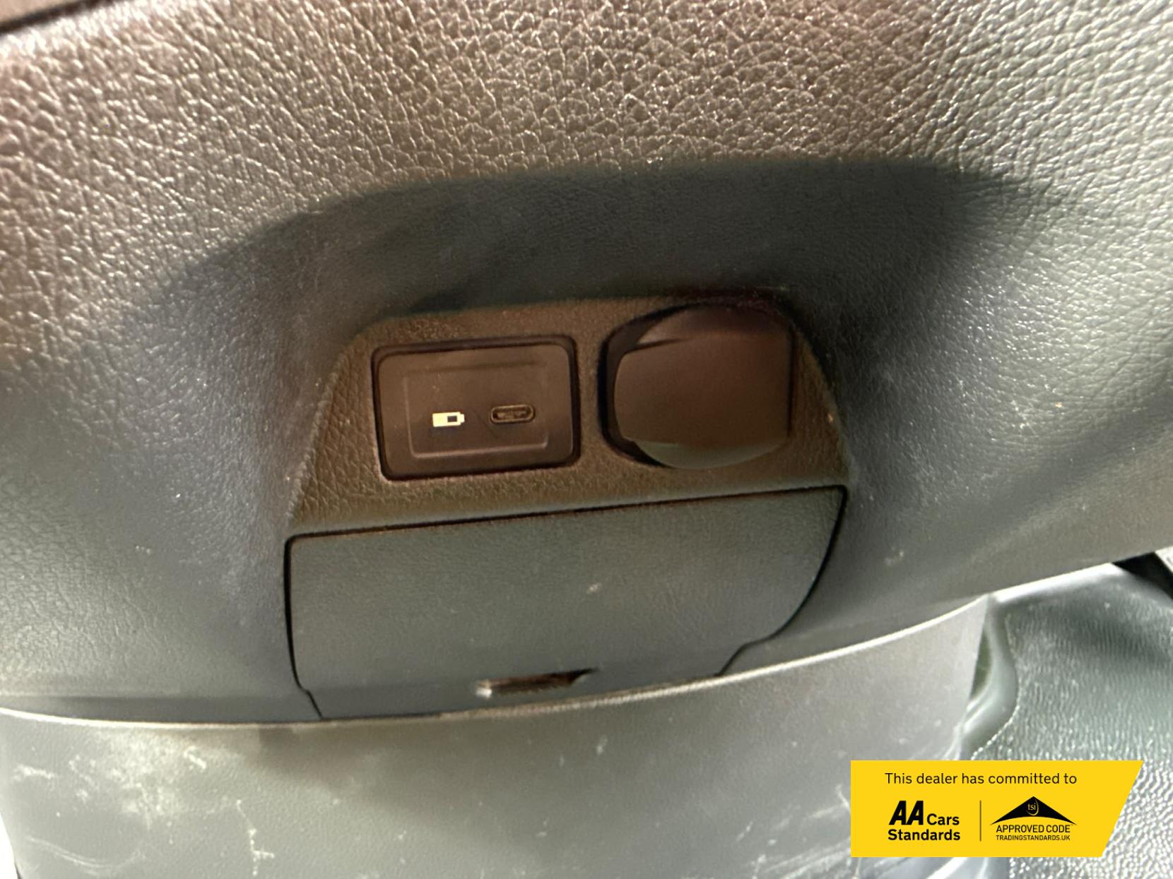2019 Mercedes-Benz Sprinter 2.1 314 CDI Panel Van 5dr Diesel Manual FWD L2 H2 Euro 6 (143 ps) - Thumbnail 24