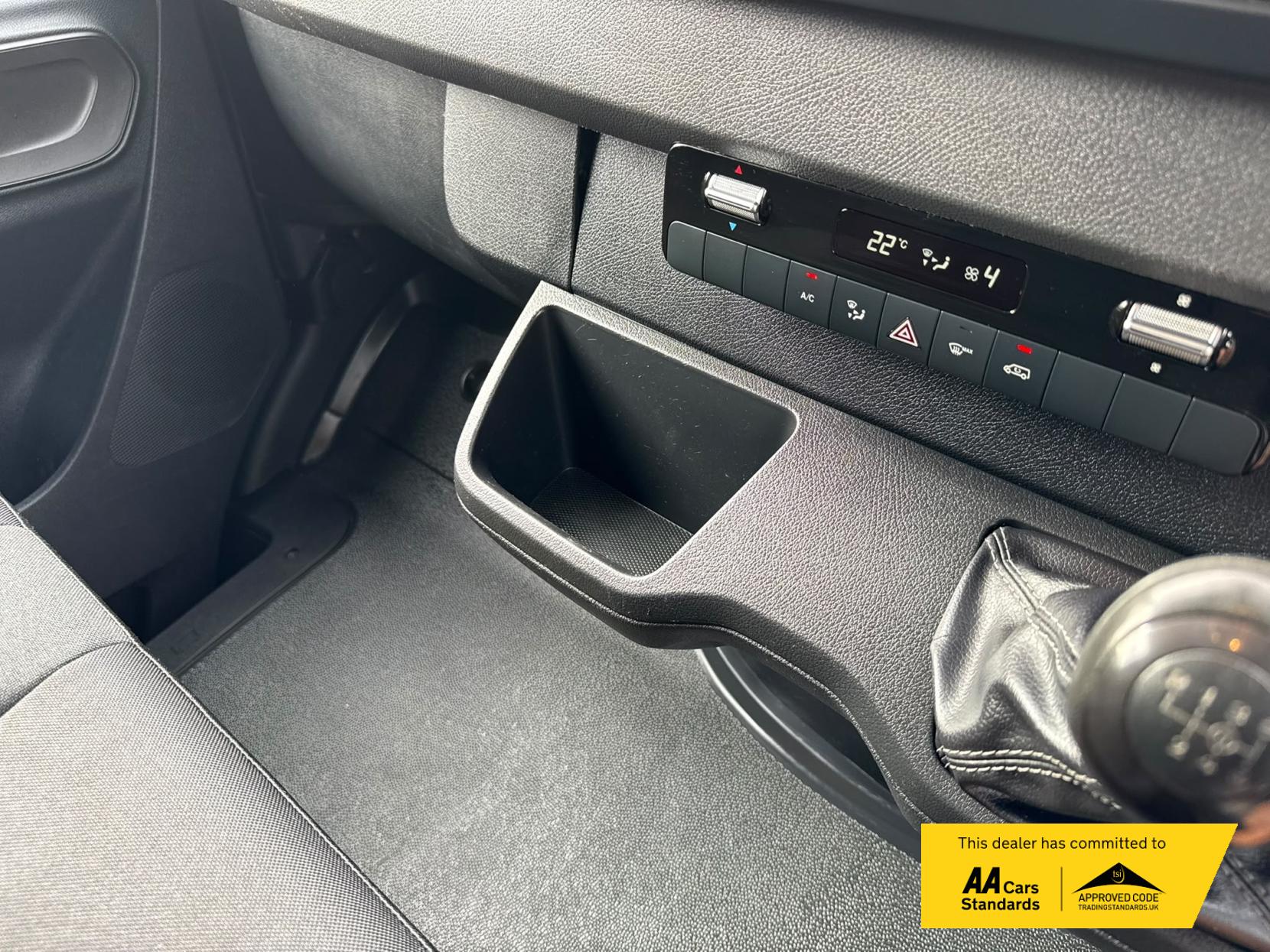 2019 Mercedes-Benz Sprinter 2.1 314 CDI Panel Van 5dr Diesel Manual FWD L2 H2 Euro 6 (143 ps) - Thumbnail 21