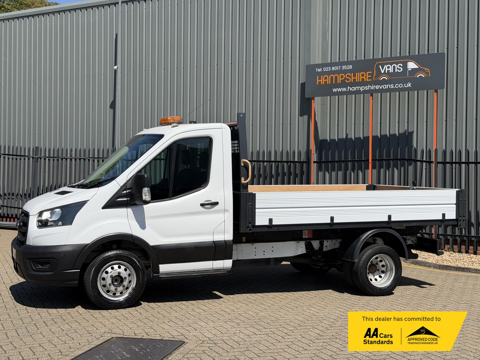 2022 Ford Transit 2.0 350 EcoBlue Leader Tipper 2dr Diesel Manual RWD L2 Euro 6 (s/s) (1-Stop) (130 ps) - Thumbnail 8