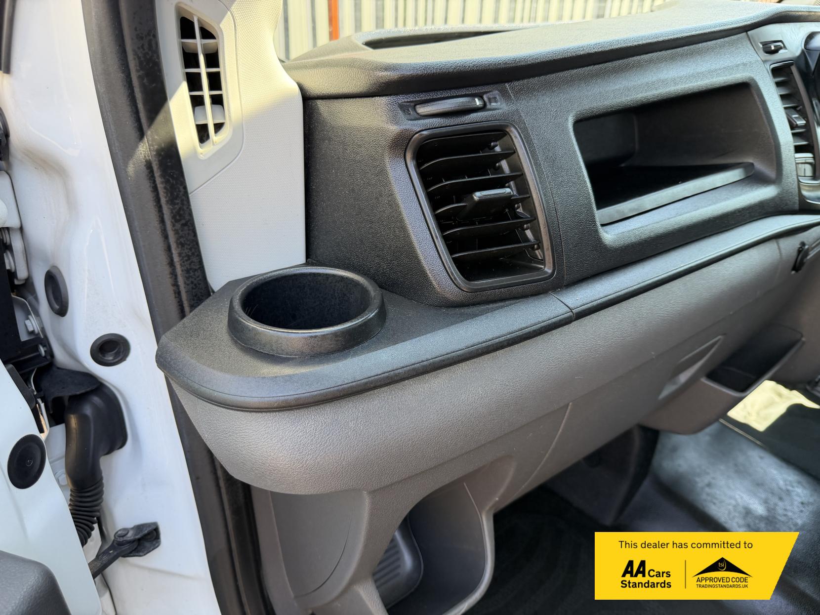 2022 Ford Transit 2.0 350 EcoBlue Leader Tipper 2dr Diesel Manual RWD L2 Euro 6 (s/s) (1-Stop) (130 ps) - Thumbnail 24
