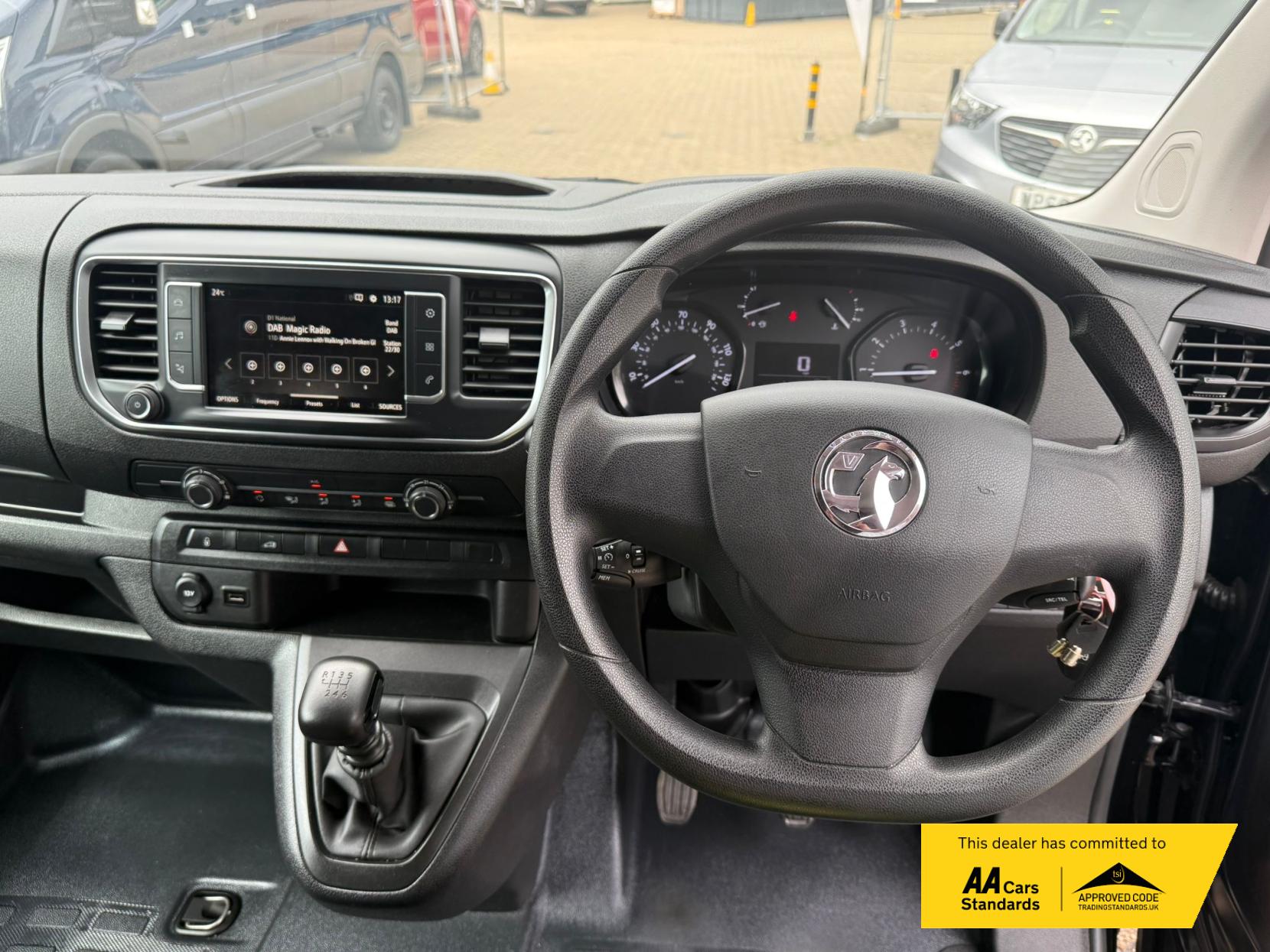 Vauxhall Vivaro 1.5 Turbo D 2700 Pro Panel Van 6dr Diesel Manual L1 H1 Euro 6 (s/s) (120 ps)