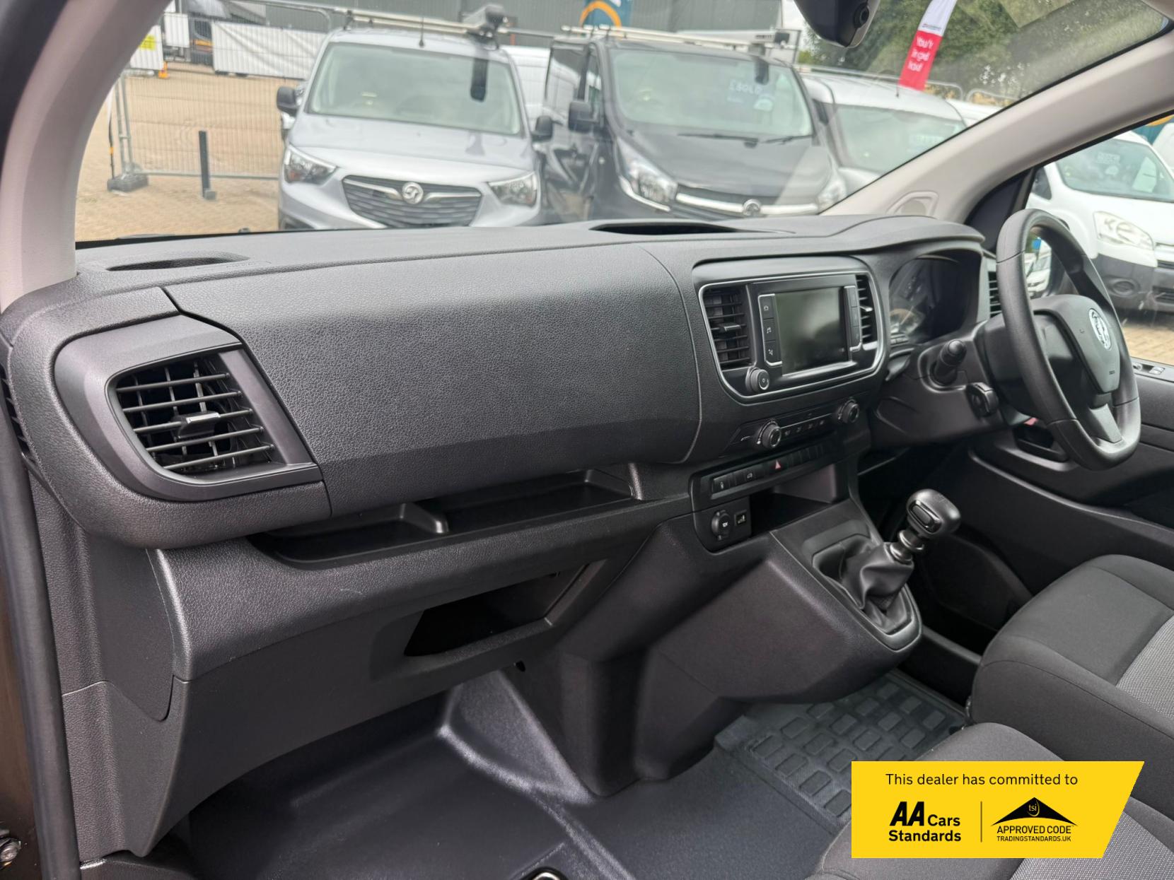 Vauxhall Vivaro 1.5 Turbo D 2700 Pro Panel Van 6dr Diesel Manual L1 H1 Euro 6 (s/s) (120 ps)
